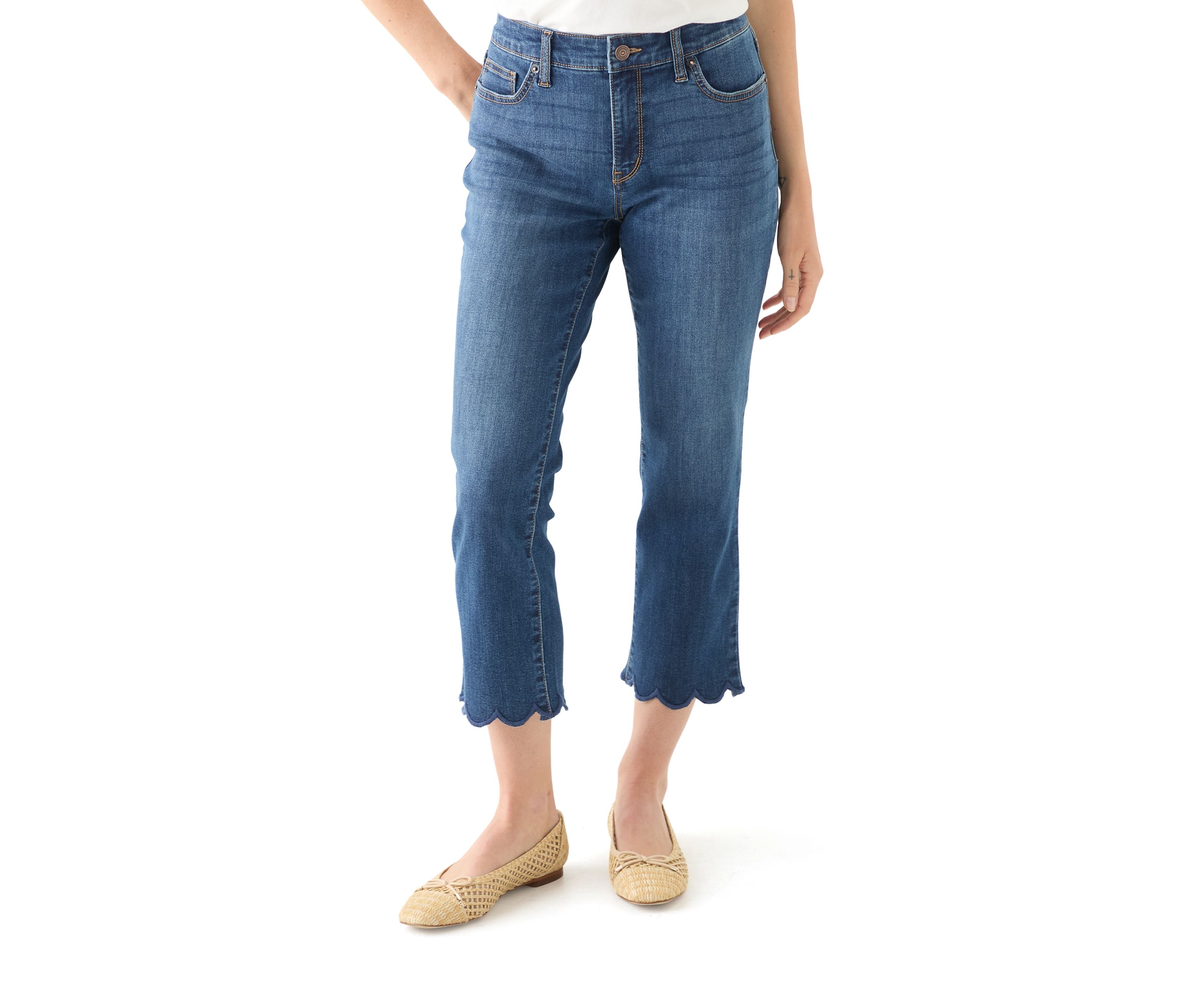 Petite Scallop Kick Flare Pants