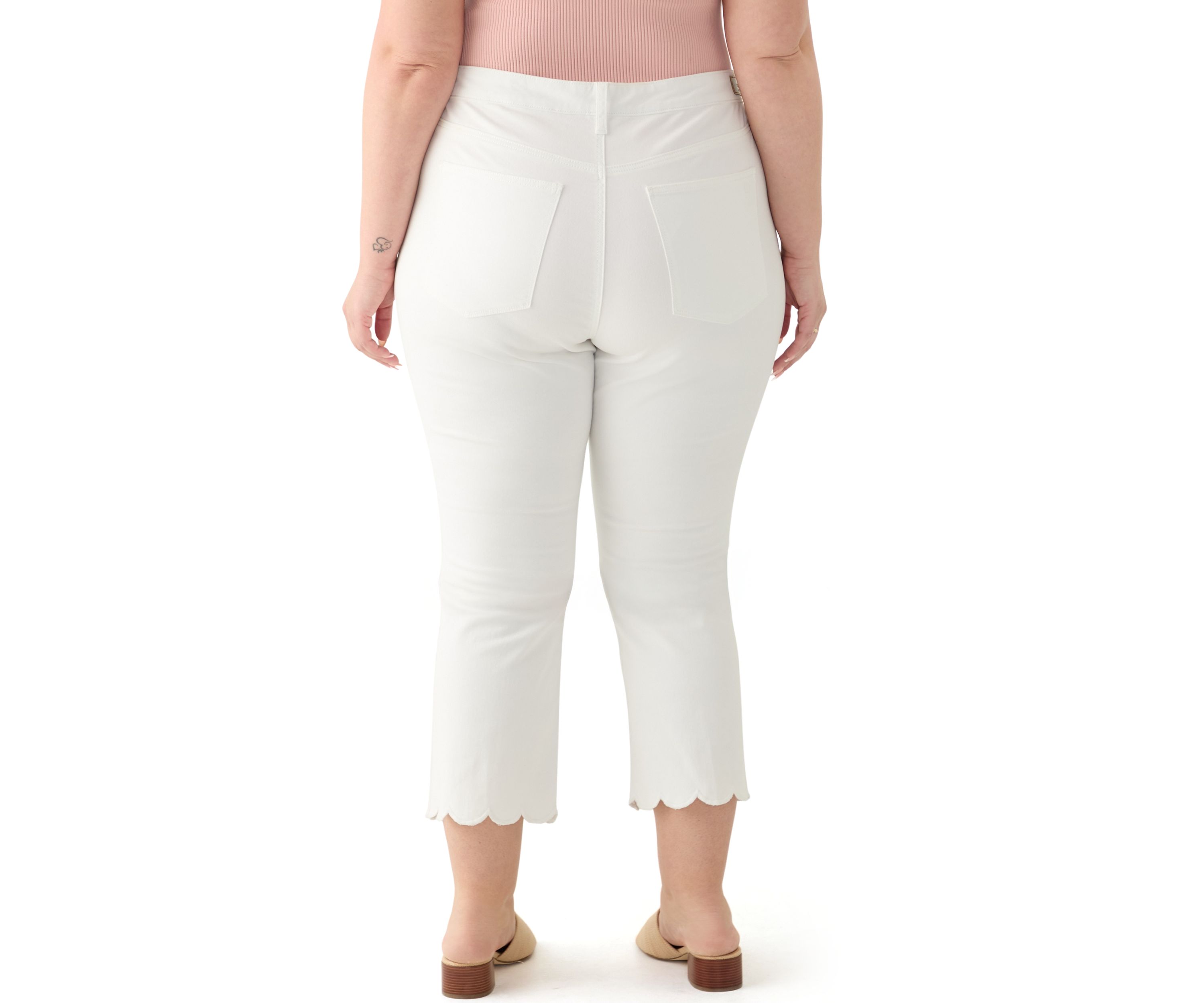 Plus Size Scallop Kick Flare Jeans