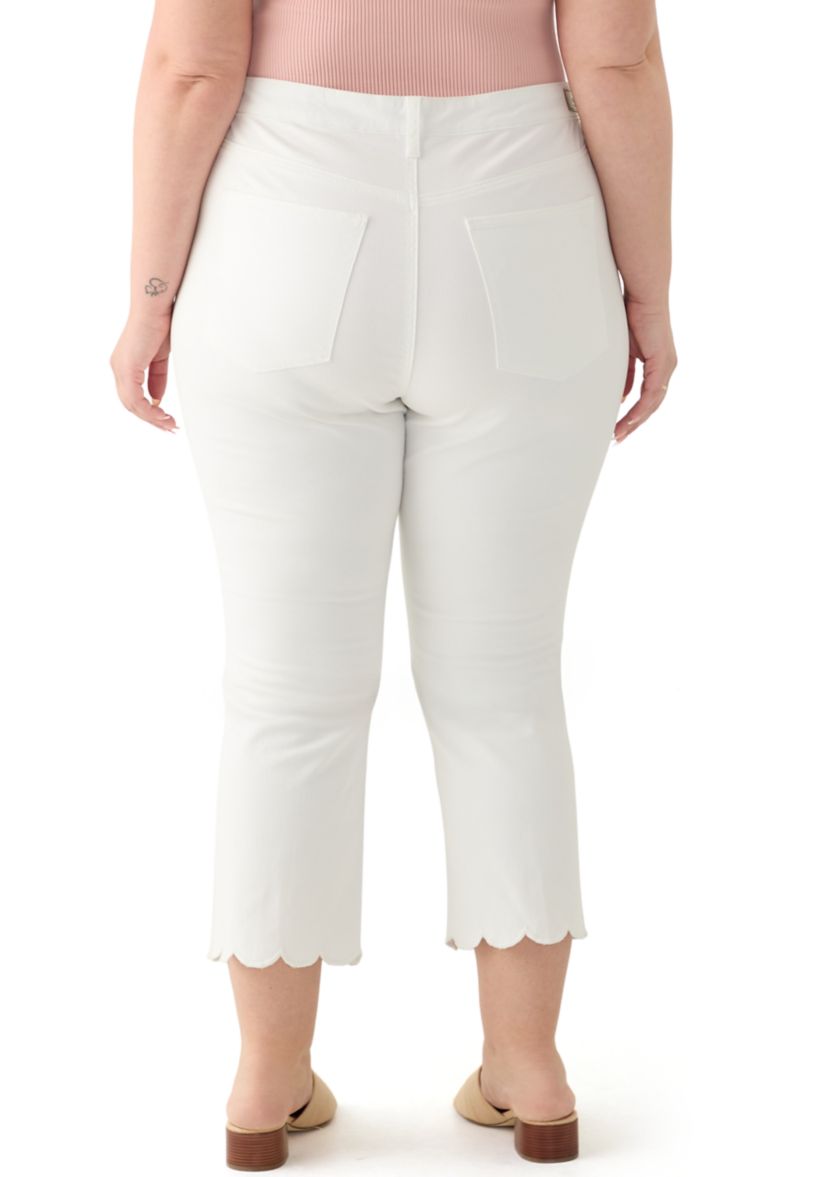 Plus Size Scallop Kick Flare Jeans