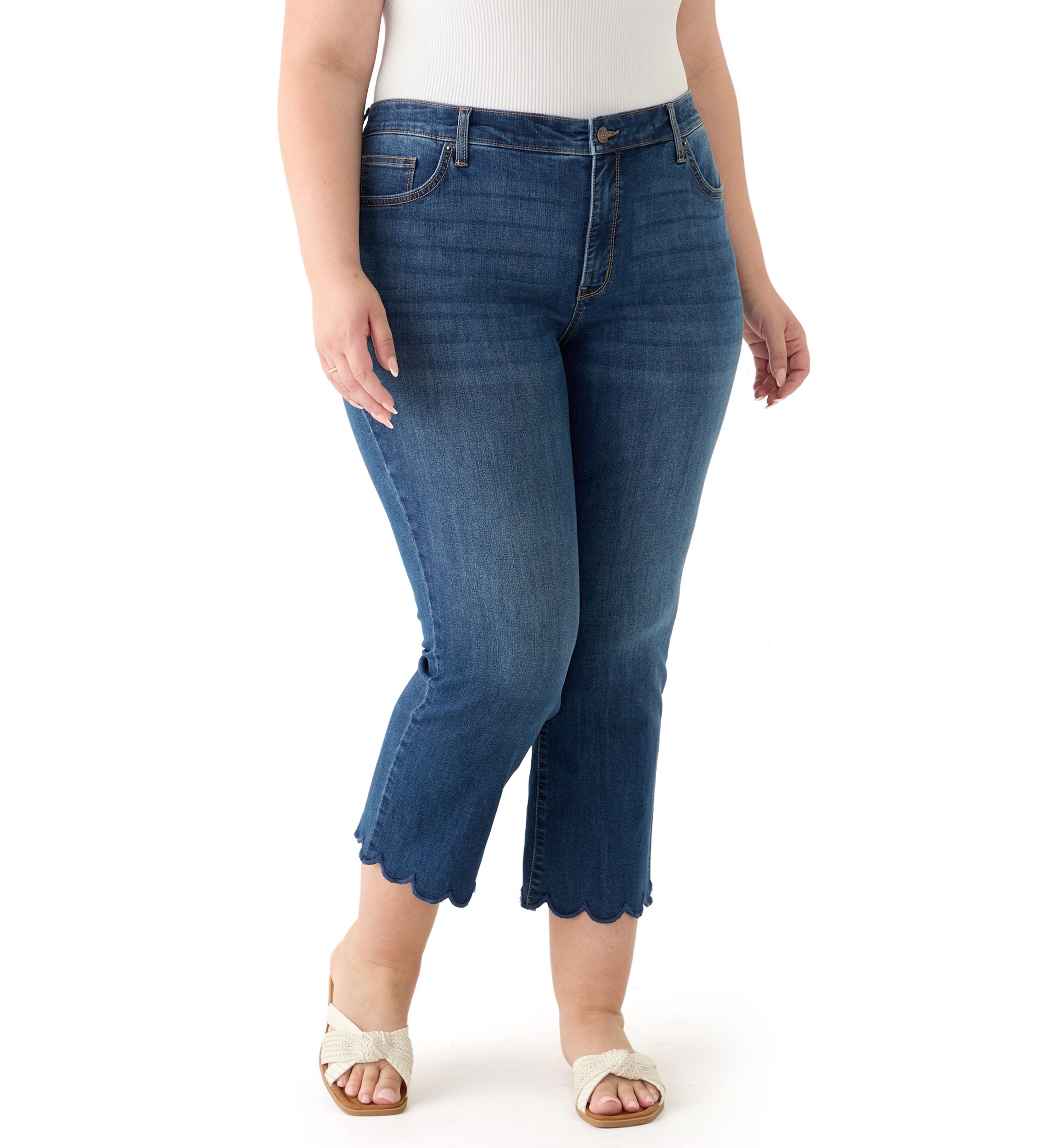 Plus Size Scallop Kick Flare Jeans