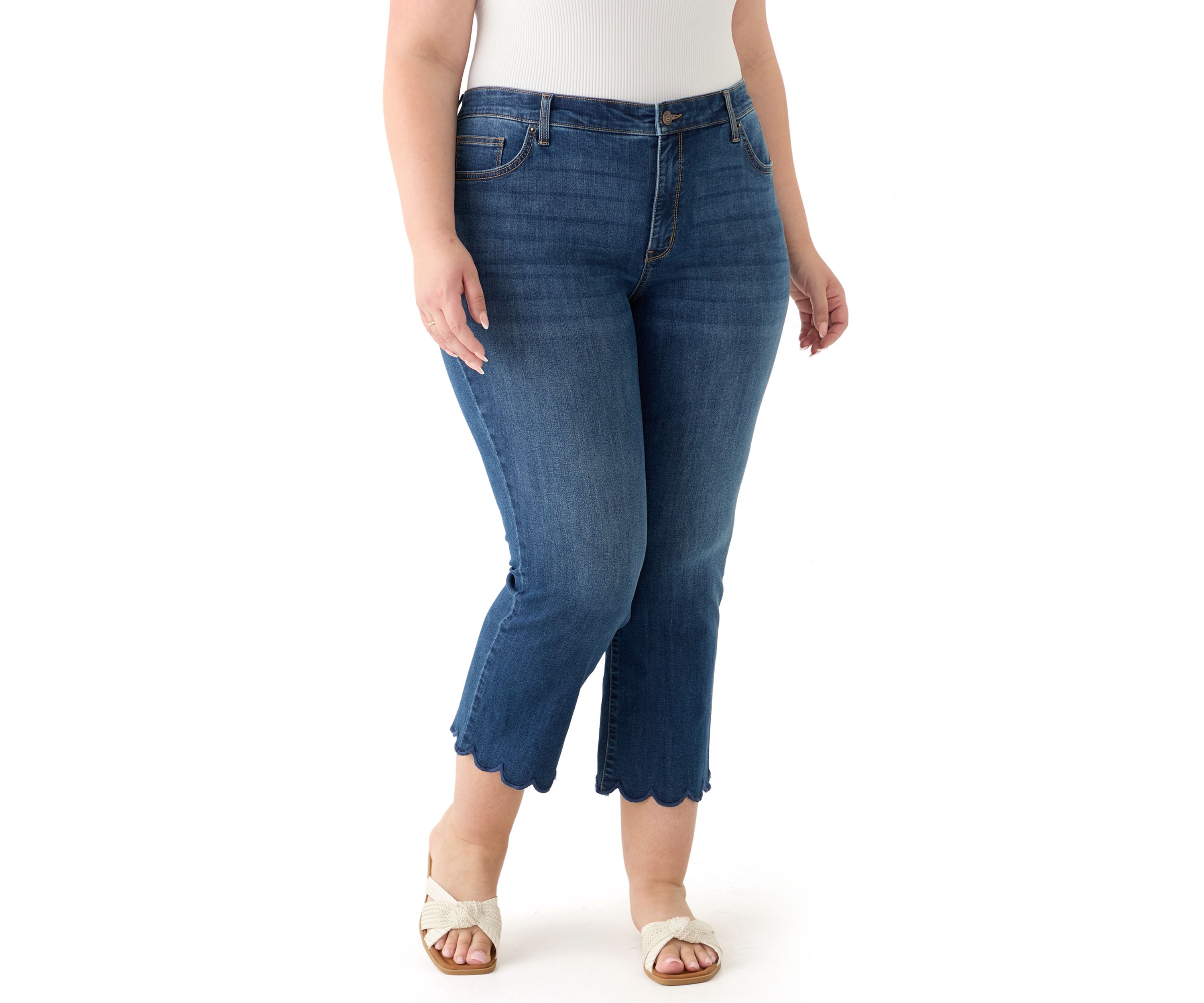Plus Size Scallop Kick Flare Jeans