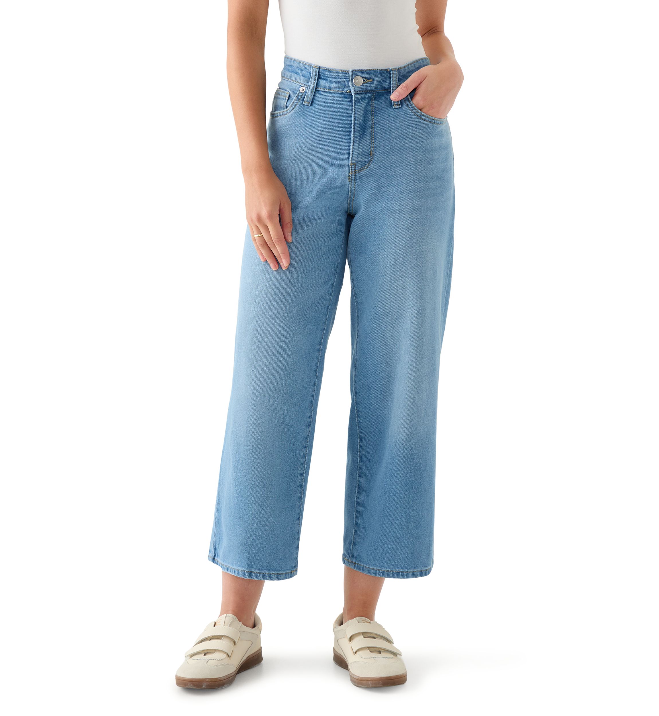 Petite High-Rise Wide-Leg Jeans