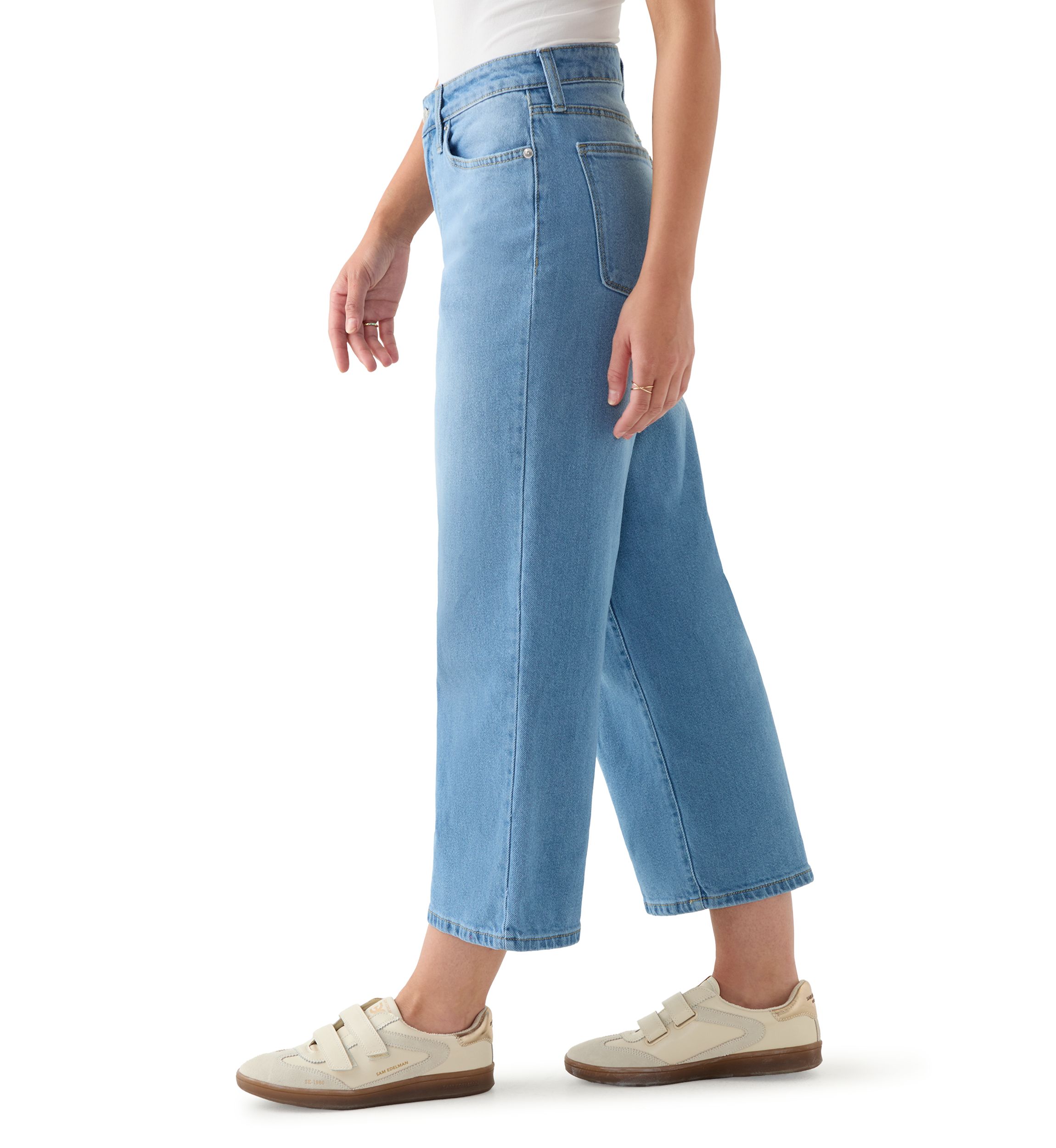 Petite High-Rise Wide-Leg Jeans
