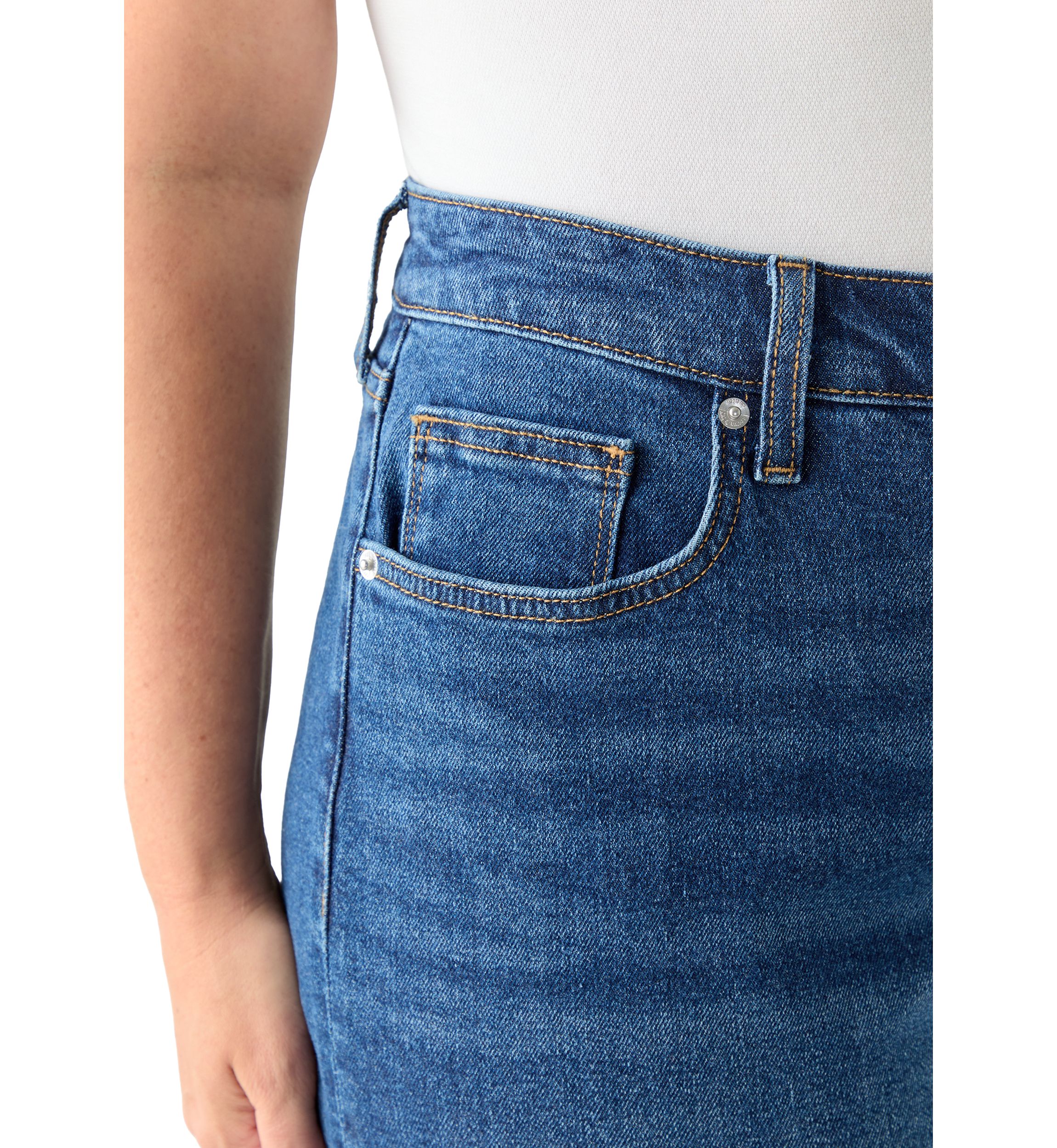 Plus Size High Rise Cuffed Wide Leg Jeans
