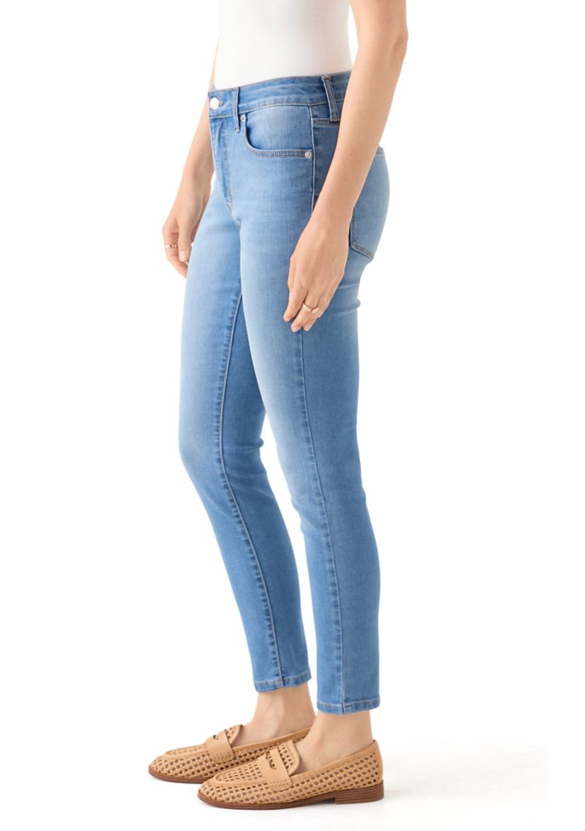 Womens Mid Rise Skinny Jeans