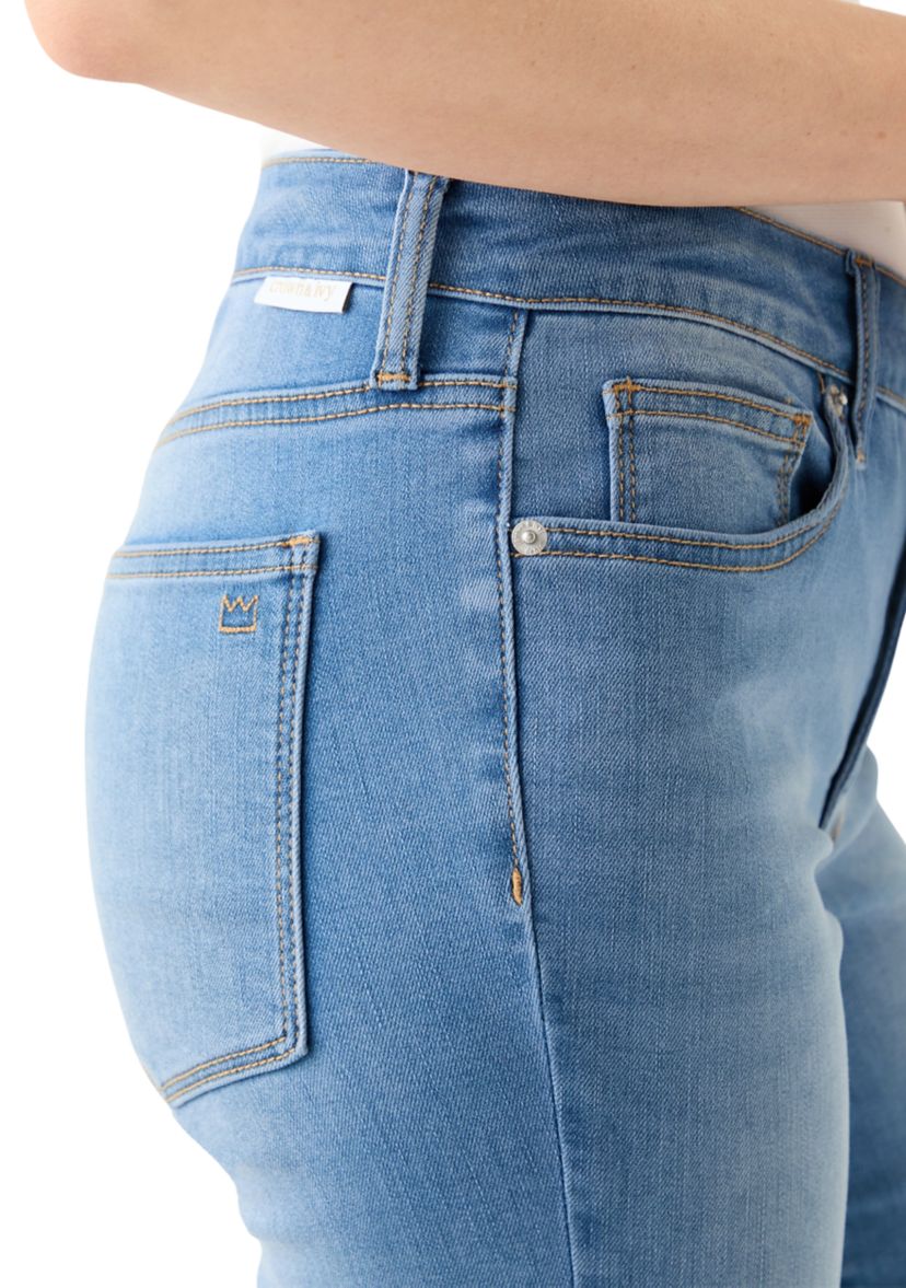 Womens Mid Rise Skinny Jeans