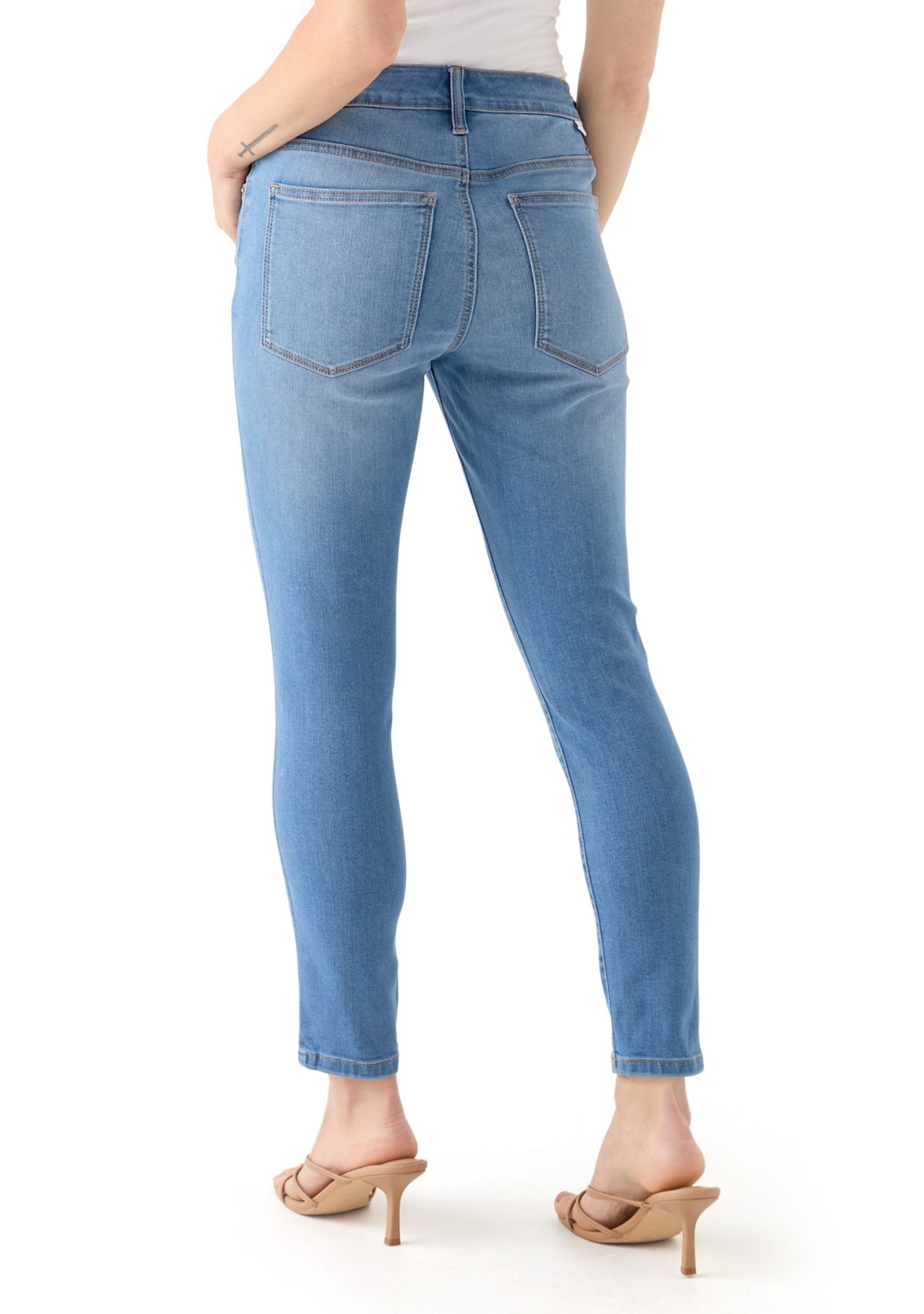 Petite Mid Rise Skinny Jeans 