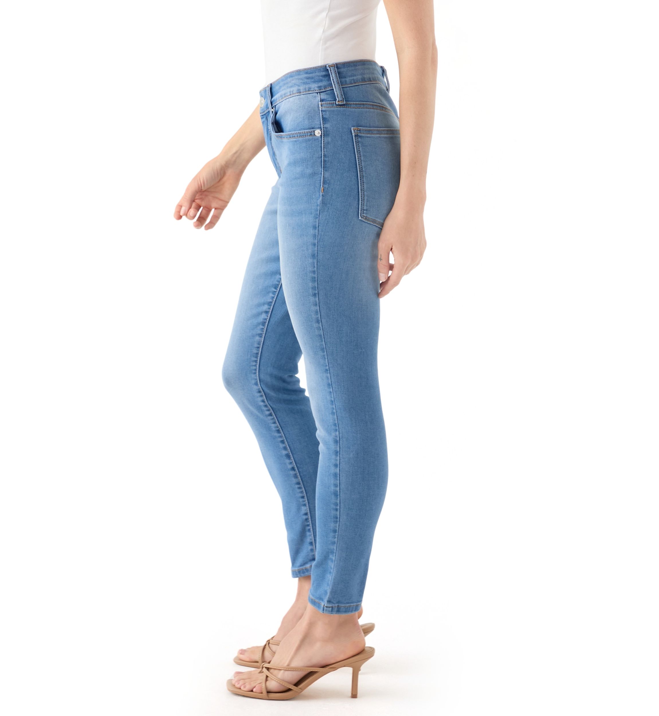 Petite Mid Rise Skinny Jeans 