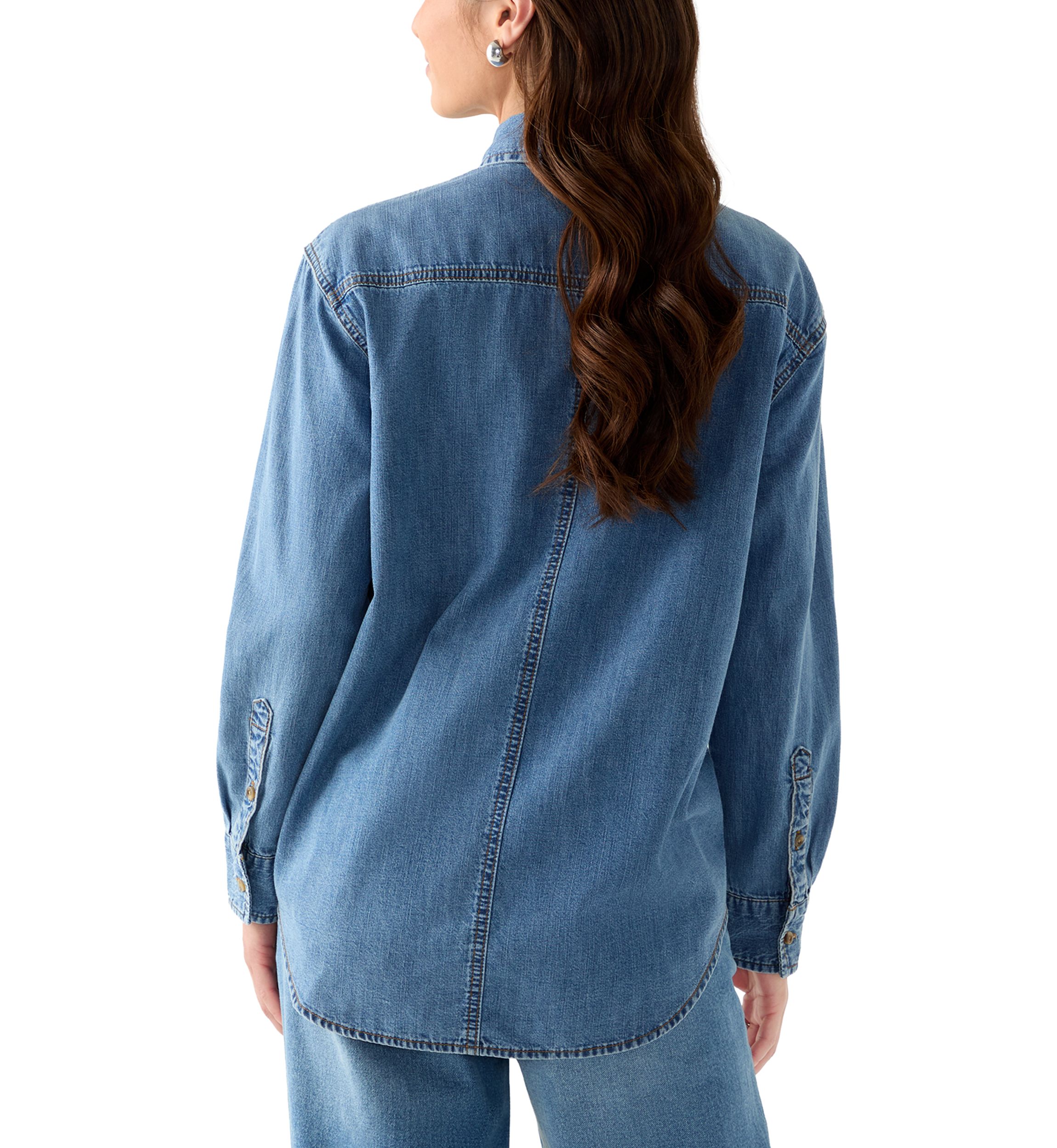 Petite Boyfriend Poplin Button Down Shirt 
