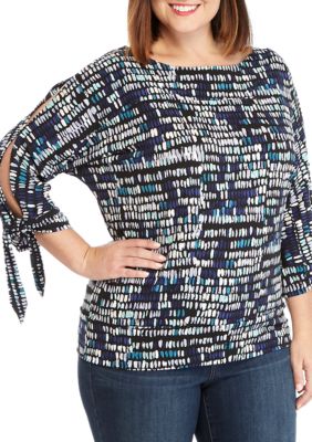 women's plus size shirts with a banded bottom