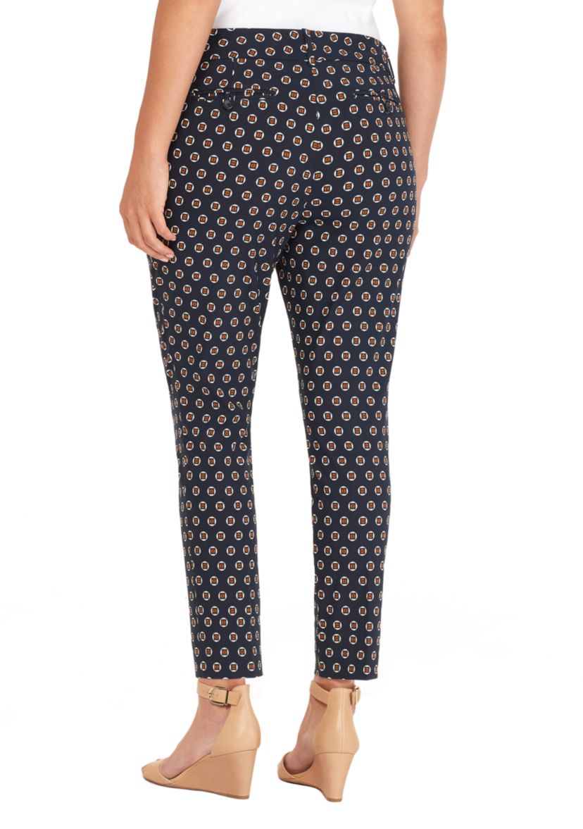 Plus Size Signature Fly Front Ankle Pants in Exact Stretch