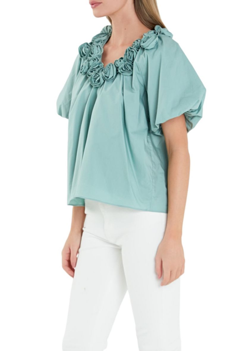 Flower Neckline Puff Sleeve Top