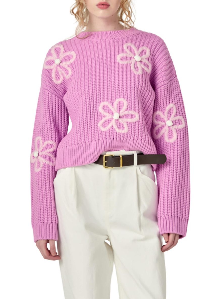 FLOWER EMBROIDERY KNIT TOP