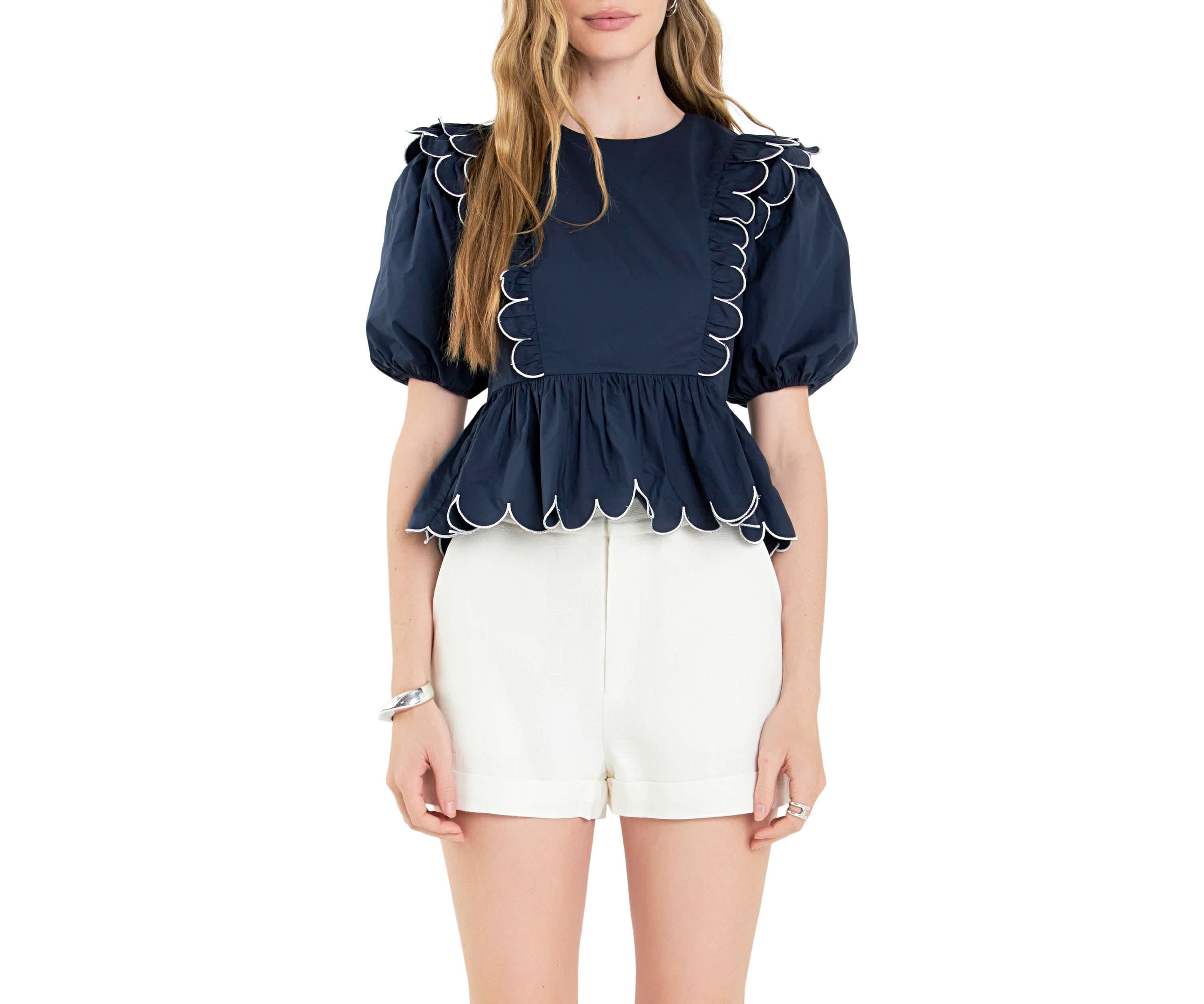 Contrast Scallop Edge Top