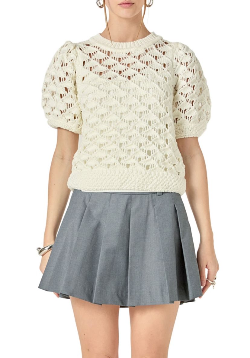 SCALLOP PUFF SLEEVE KNIT TOP