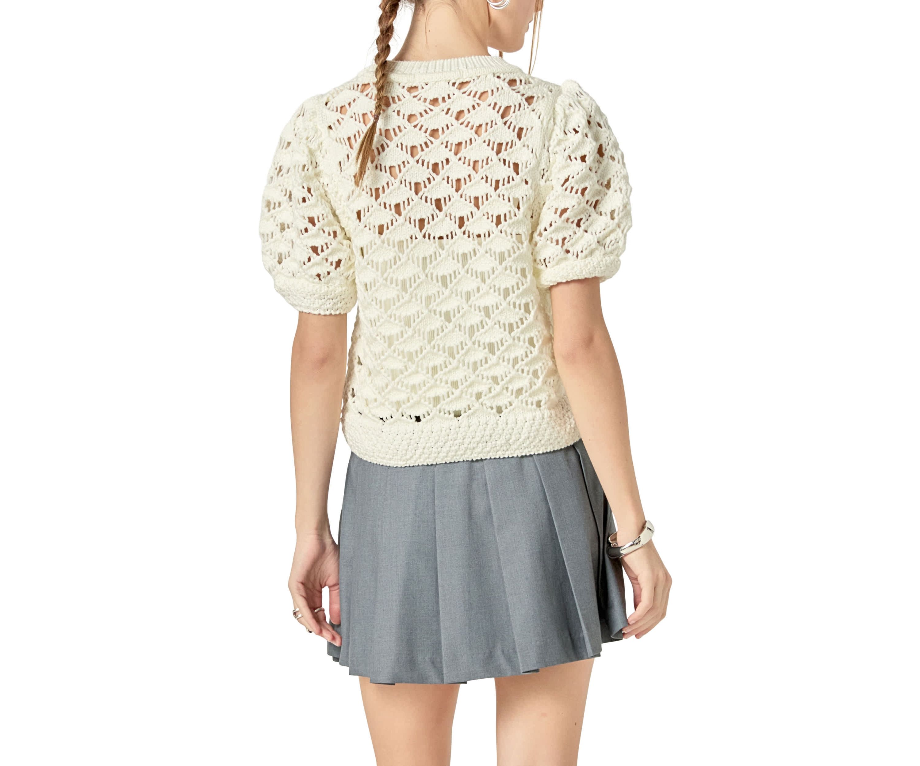SCALLOP PUFF SLEEVE KNIT TOP