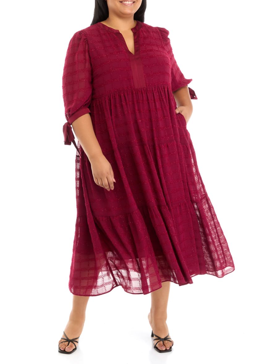 Plus Size Textured Chiffon Dress