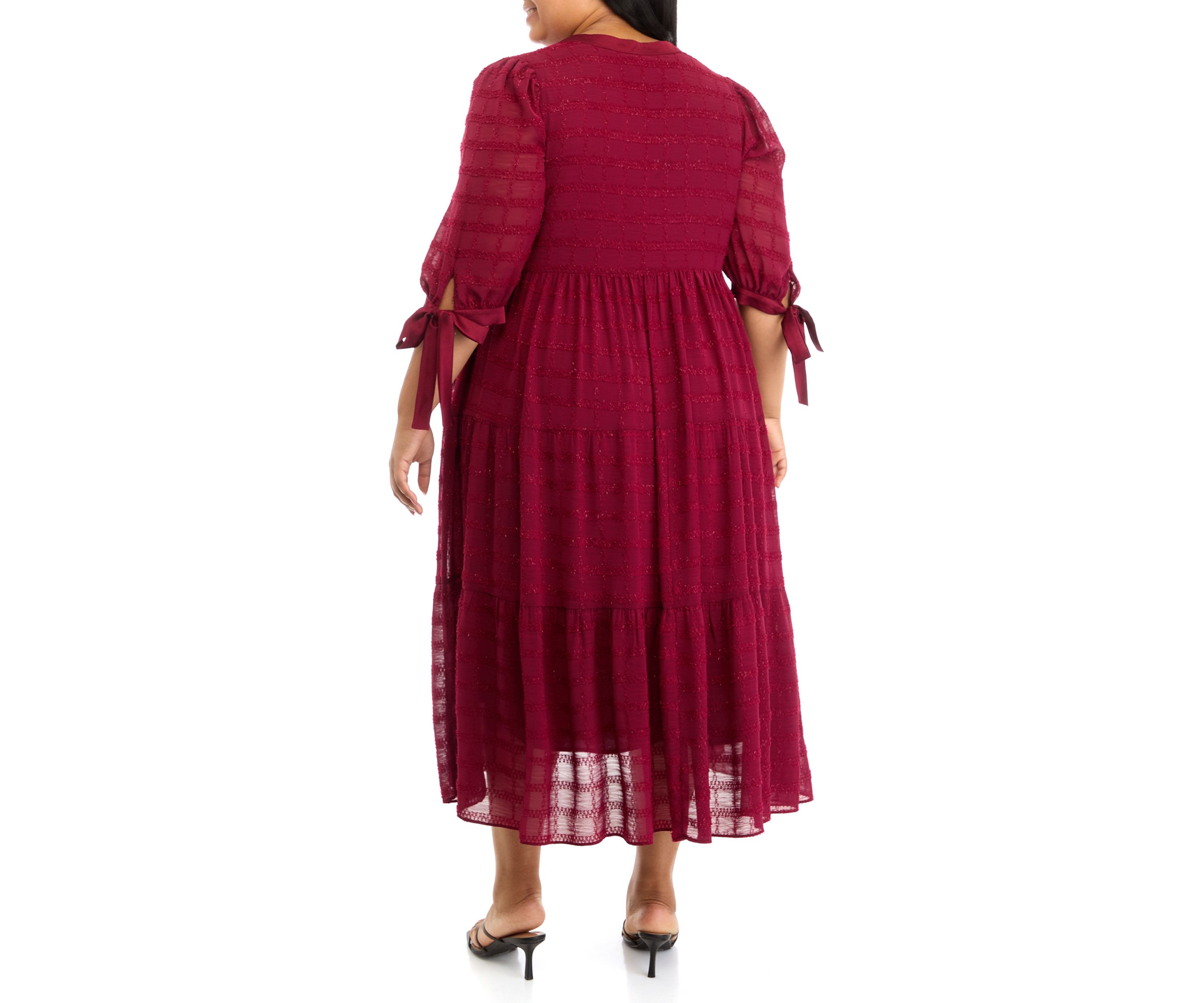 Plus Size Textured Chiffon Dress