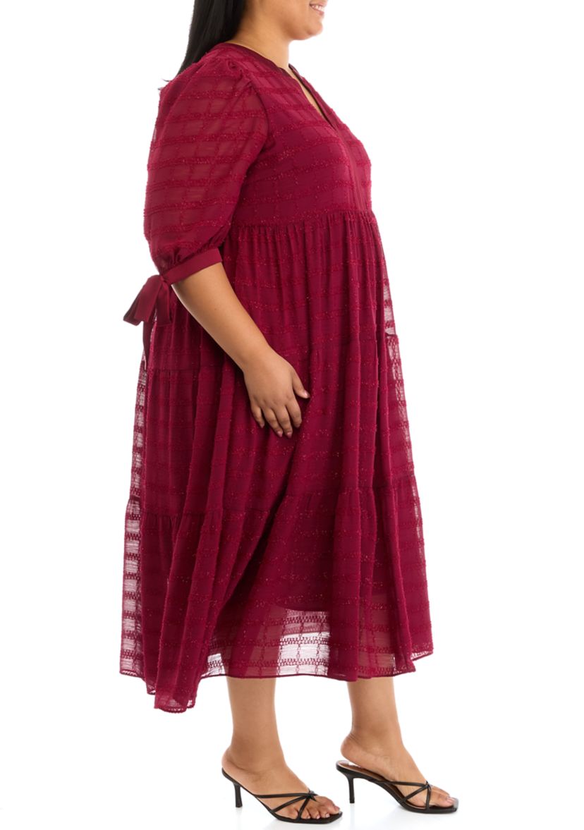 Plus Size Textured Chiffon Dress