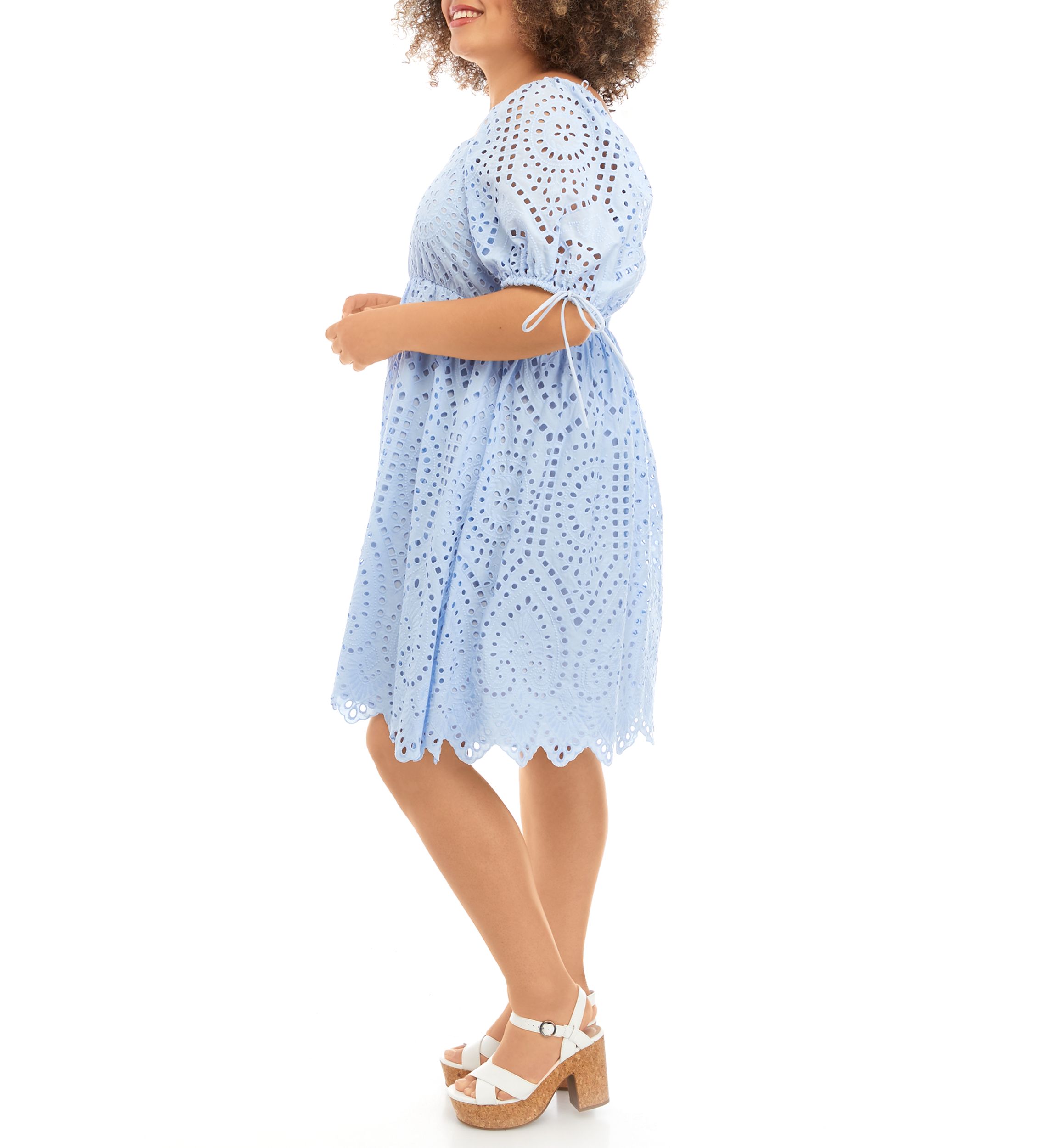 Plus Size Short Sleeve Eyelet Scallop Edge Mini Dress 
