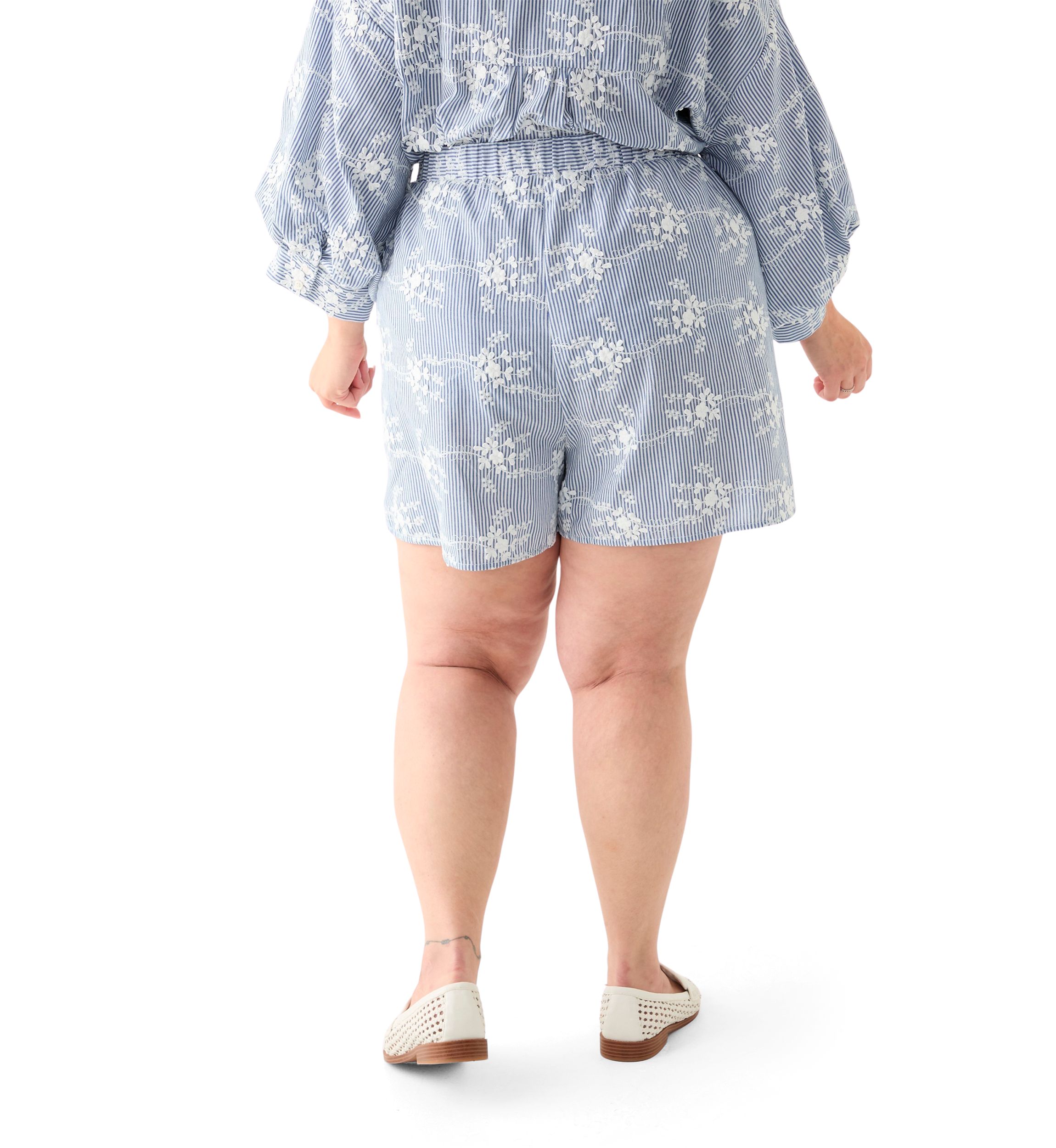 Plus Size Embroidery Stripe Shorts