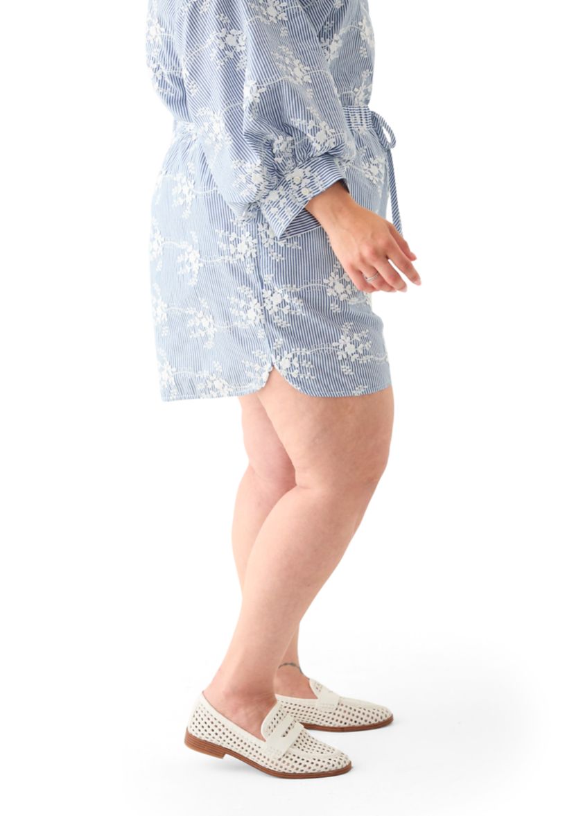 Plus Size Embroidery Stripe Shorts