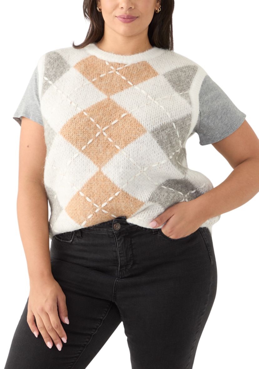 Plus Size Argyle Knit Vest 