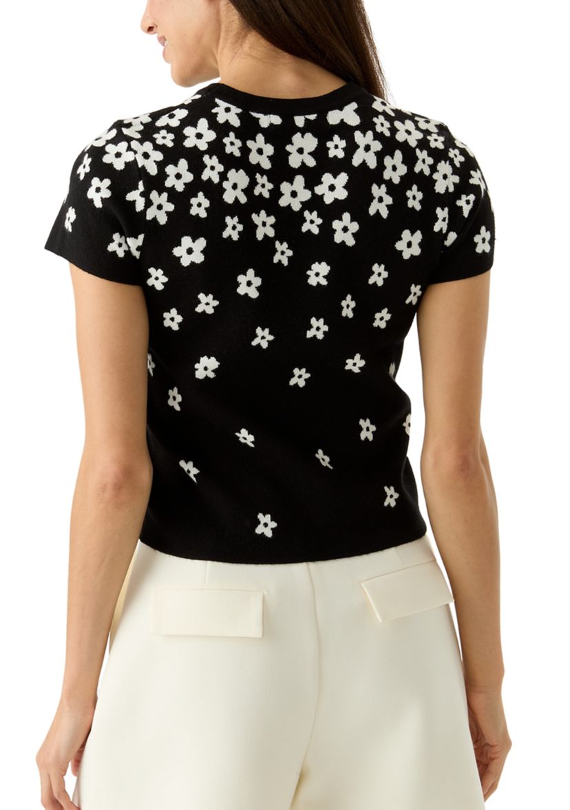 Short Sleeve Flower Knit Top 