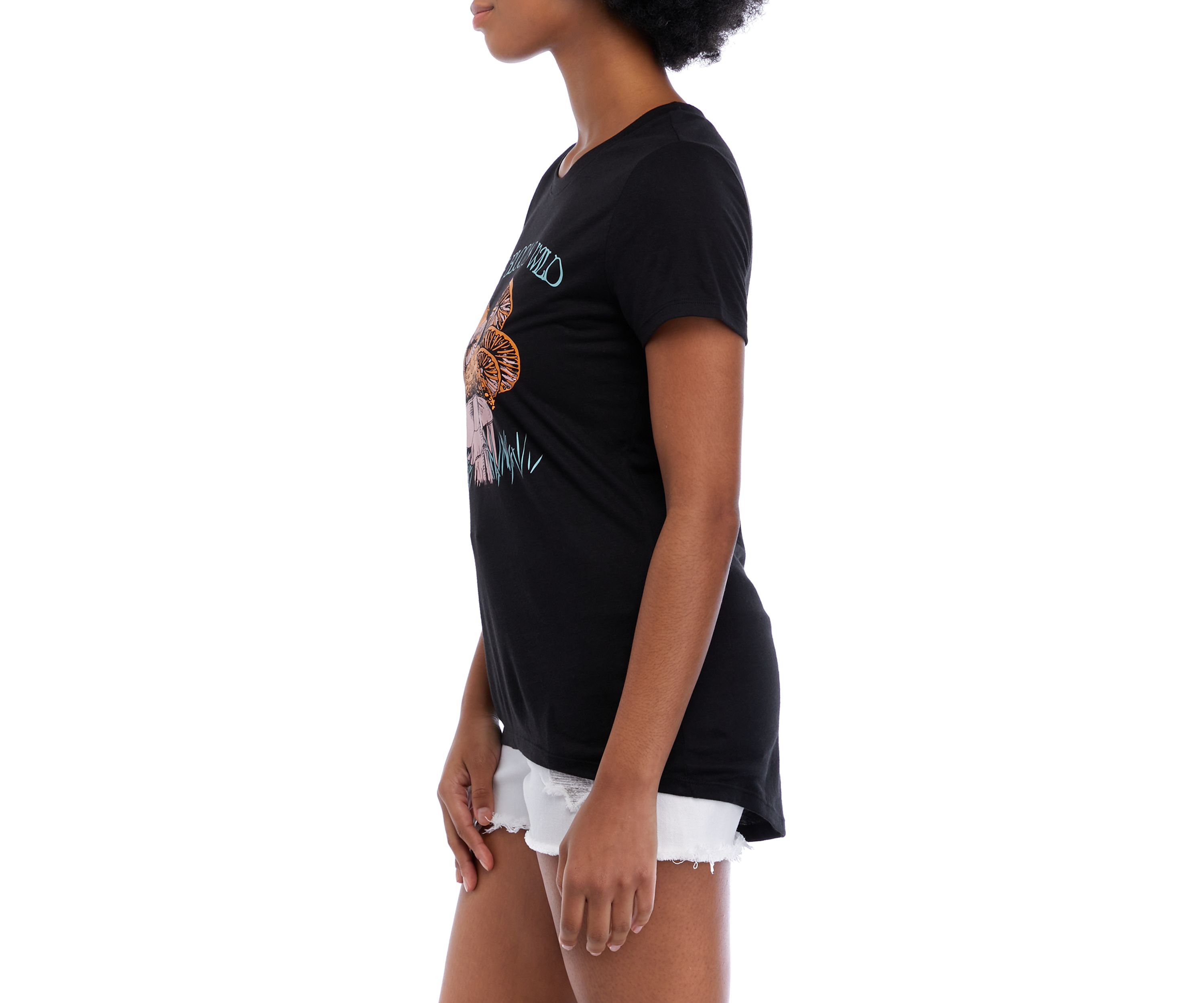 Juniors Short Sleeve Love Blooms Wild Graphic T-Shirt 