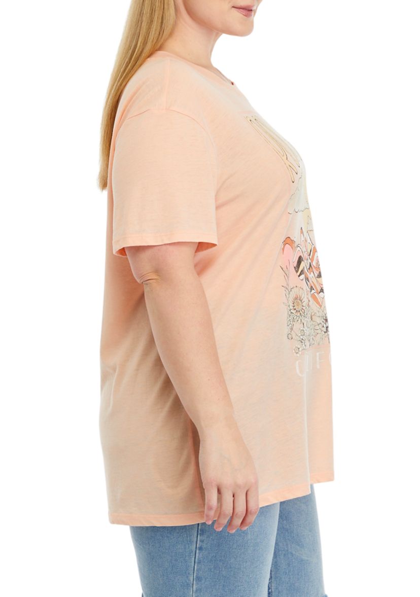 Plus Size Rolling Hills Graphic T-Shirt