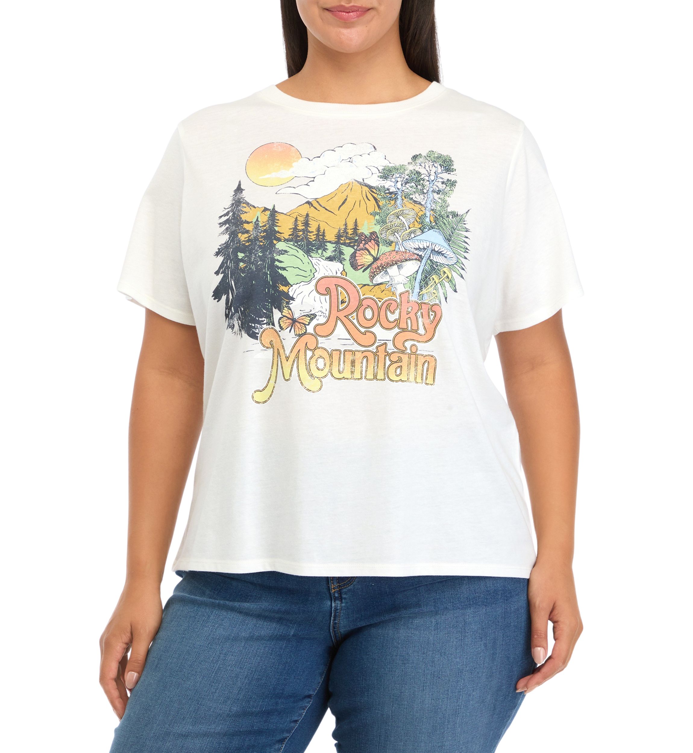 Plus Size Rocky Mountain Graphic T-Shirt 