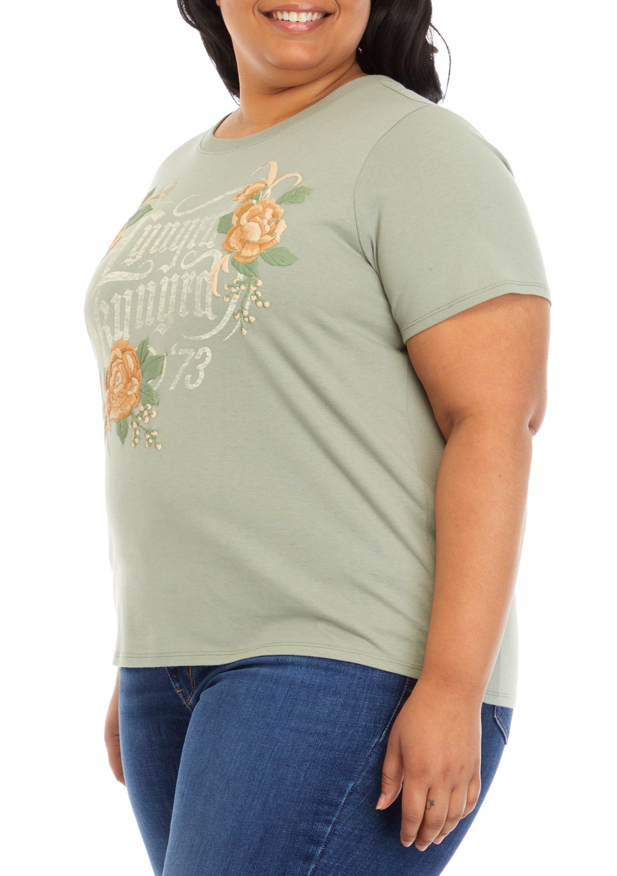 Plus Size Skynard Flowers Graphic T-Shirt