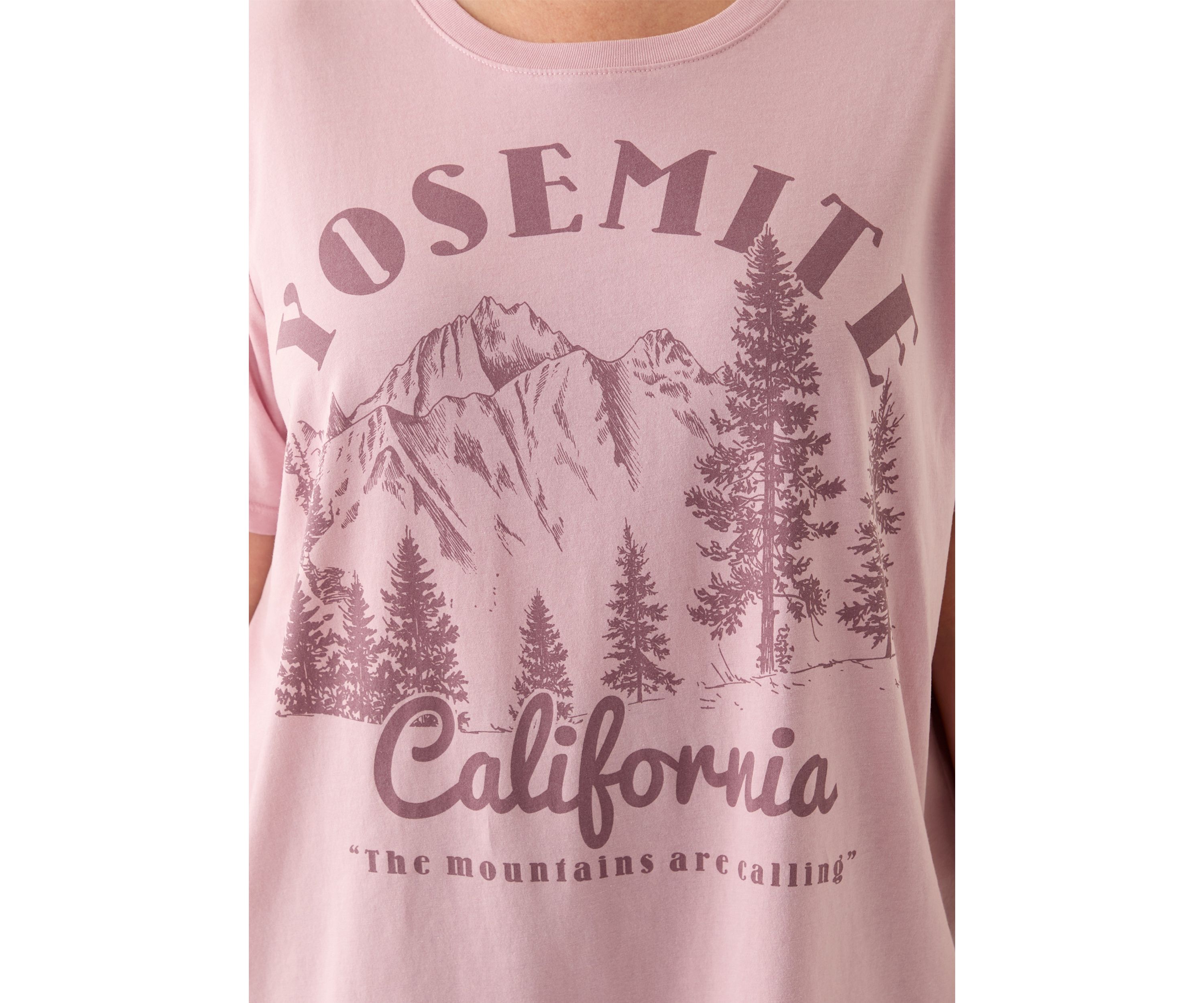 Plus Size Yosemite Mountains Mineral Wash Graphic T-Shirt