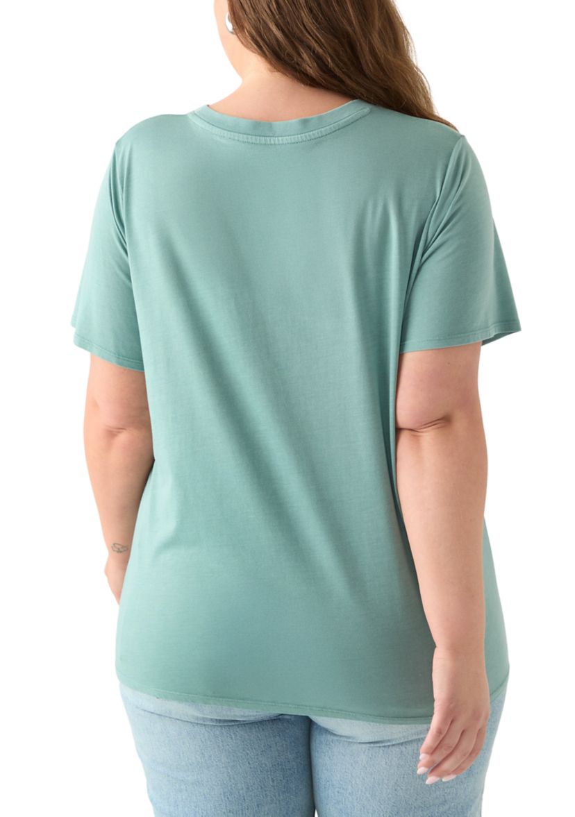 Plus Size Radiate Positivity Graphic T-Shirt