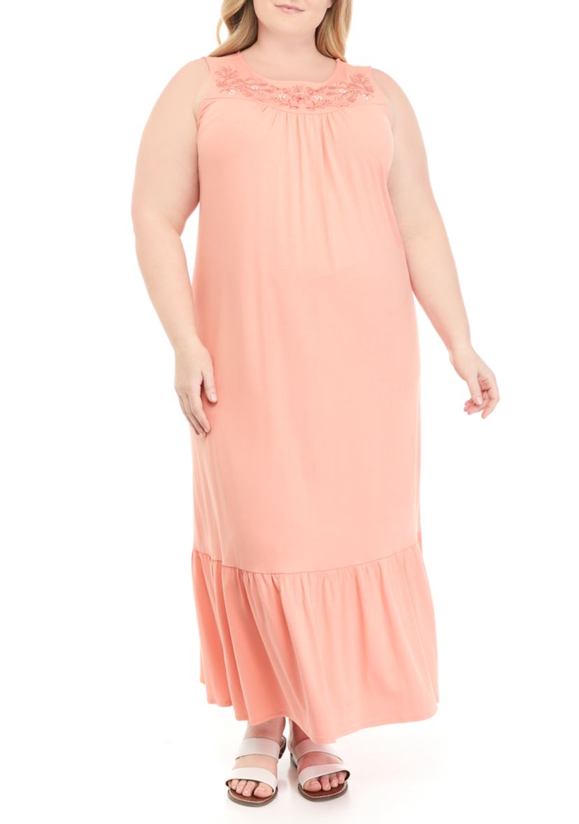 Plus Size Embroidered Maxi Dress