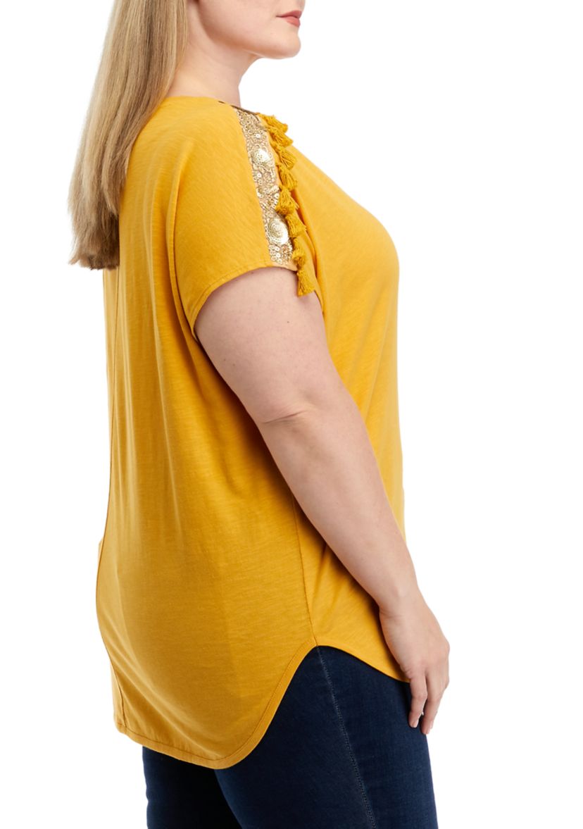 Plus Size Tassel Trim Top 