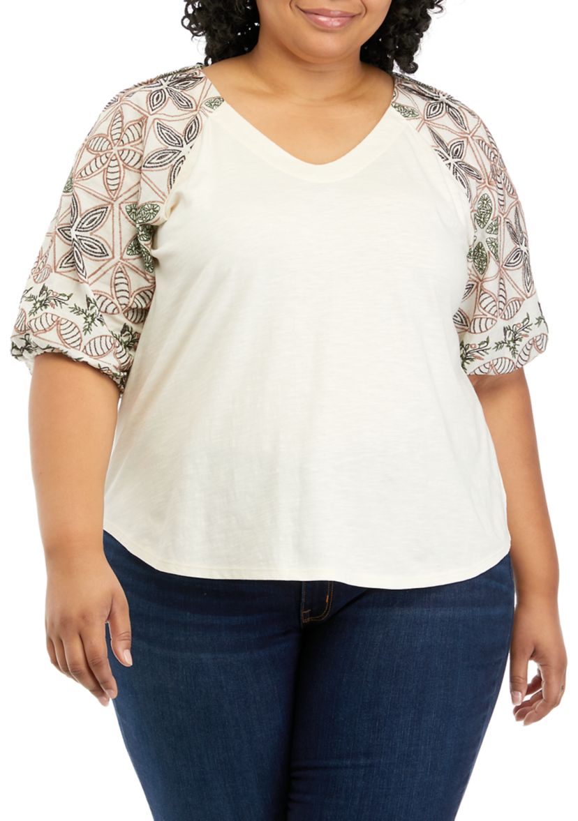 Plus Size Elbow Sleeve Embroidered V-Neck Top