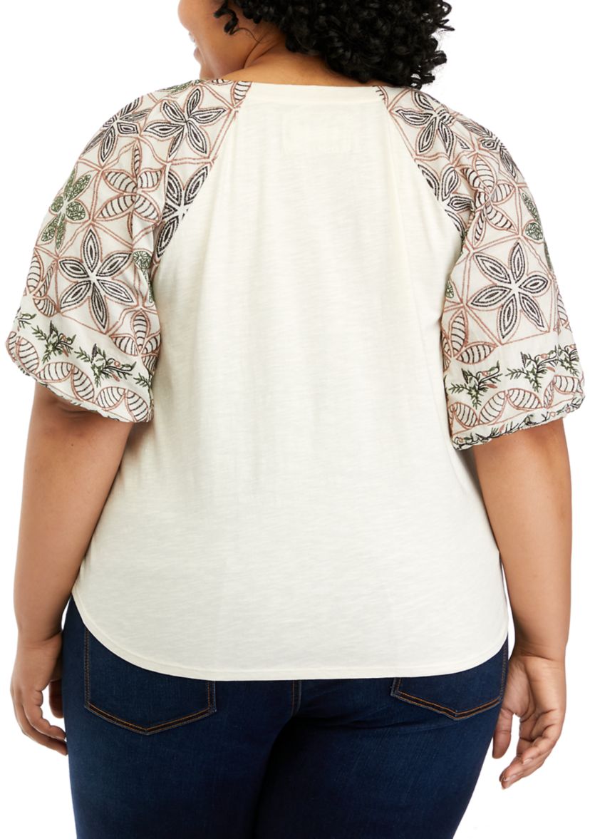 Plus Size Elbow Sleeve Embroidered V-Neck Top