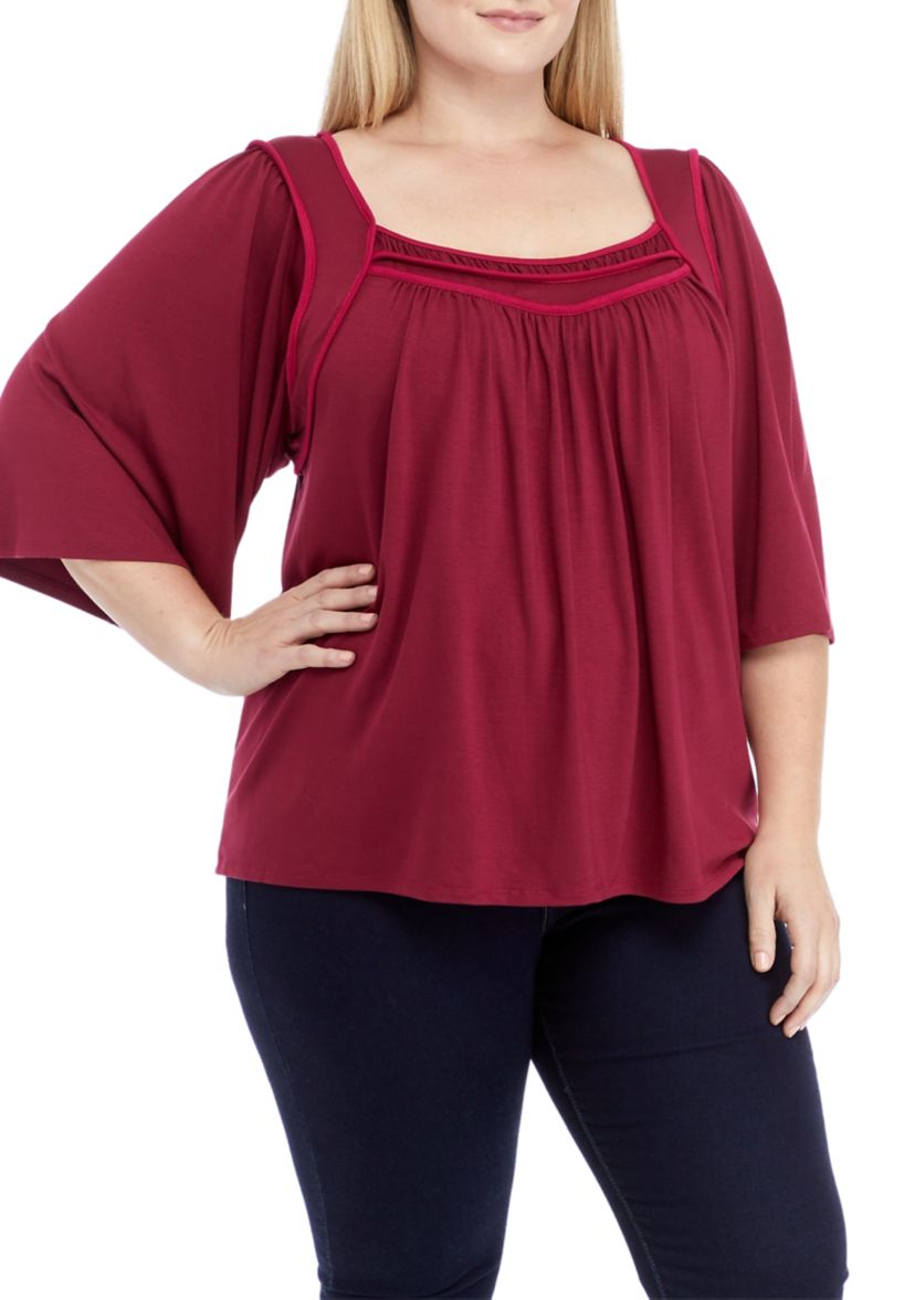 Plus Size 3/4 Sleeve Knit Top