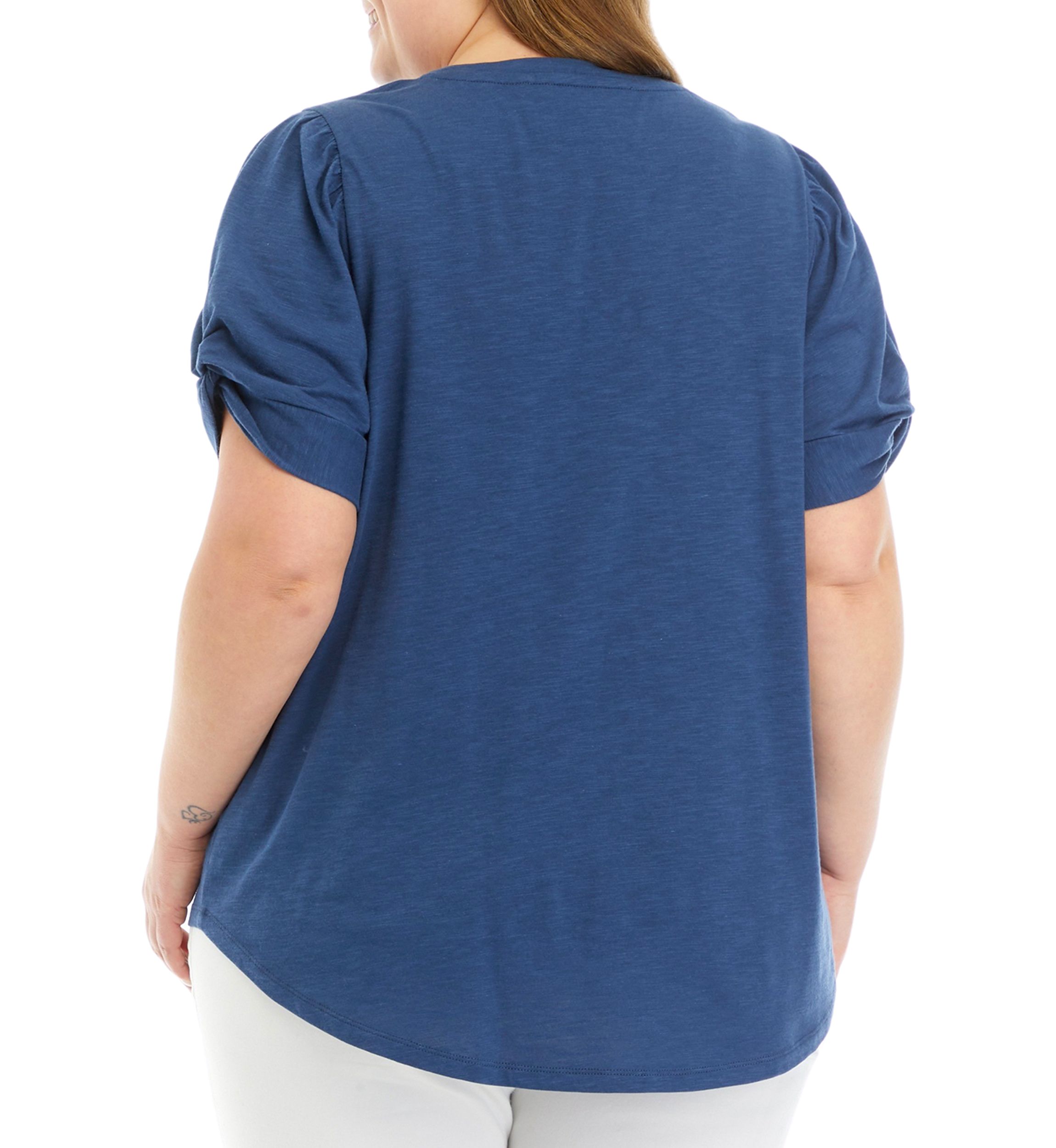 Plus Size Solid Twist Top