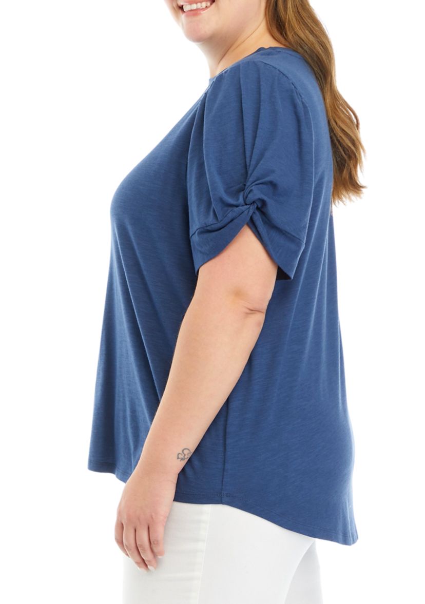 Plus Size Solid Twist Top