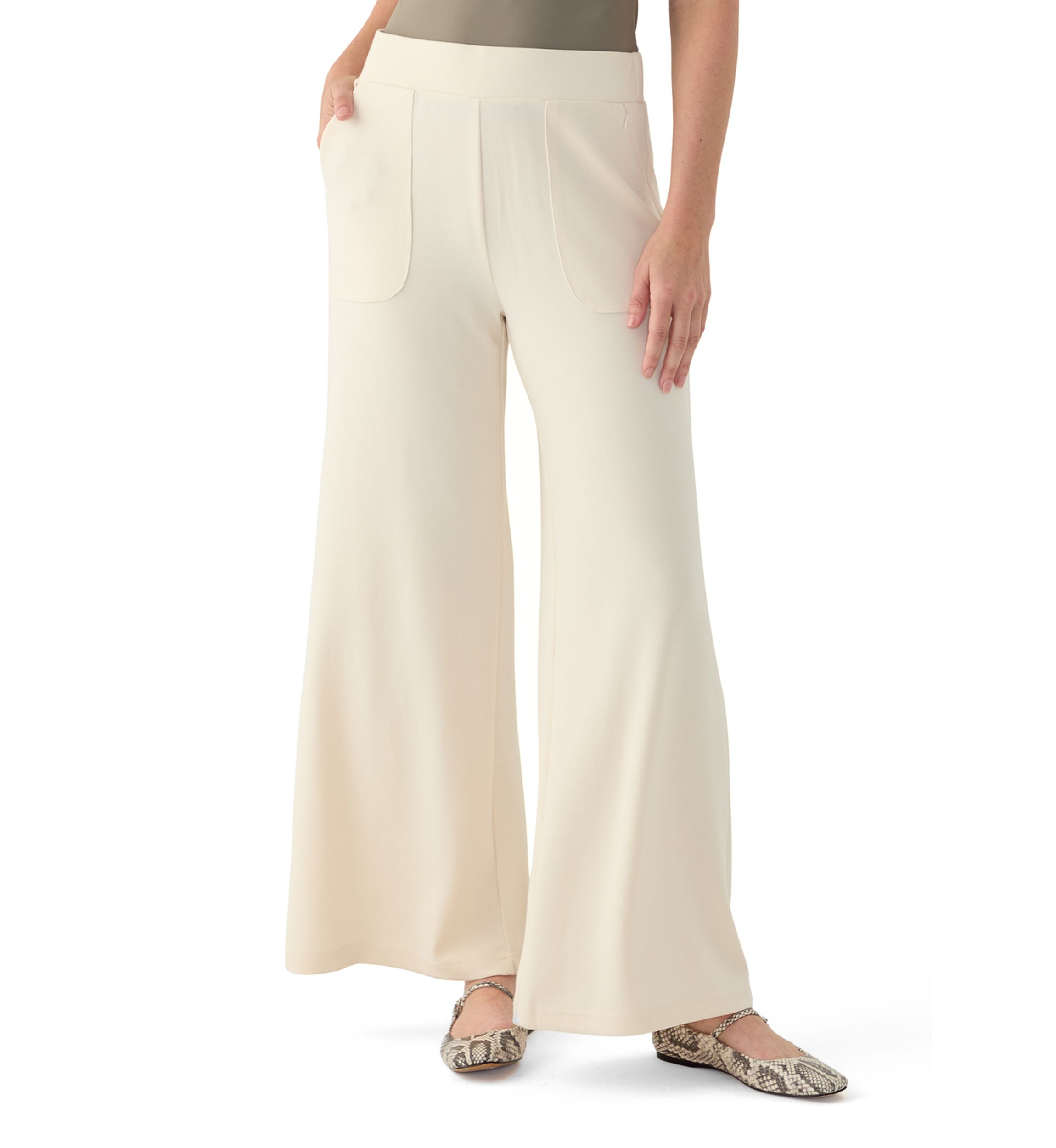 Womens Wide Leg Pants with Patch Pockets 