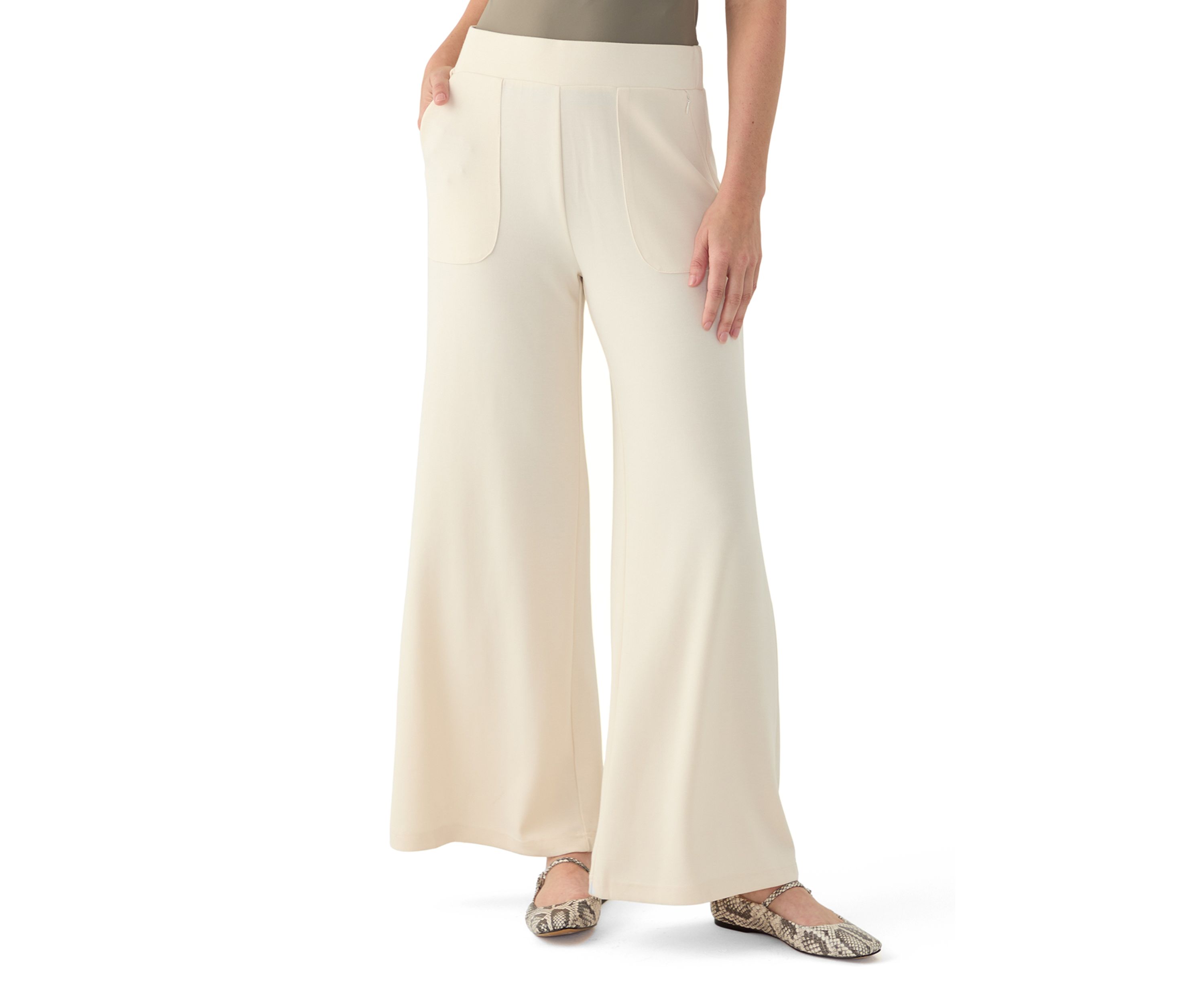 Womens Wide Leg Pants with Patch Pockets 