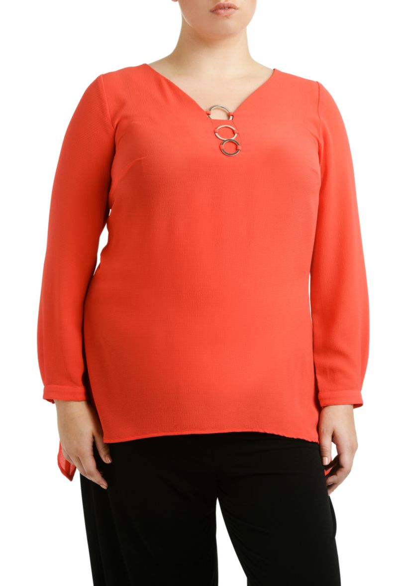 Plus Size Triple Metal Ring Shark Bite Hem Top