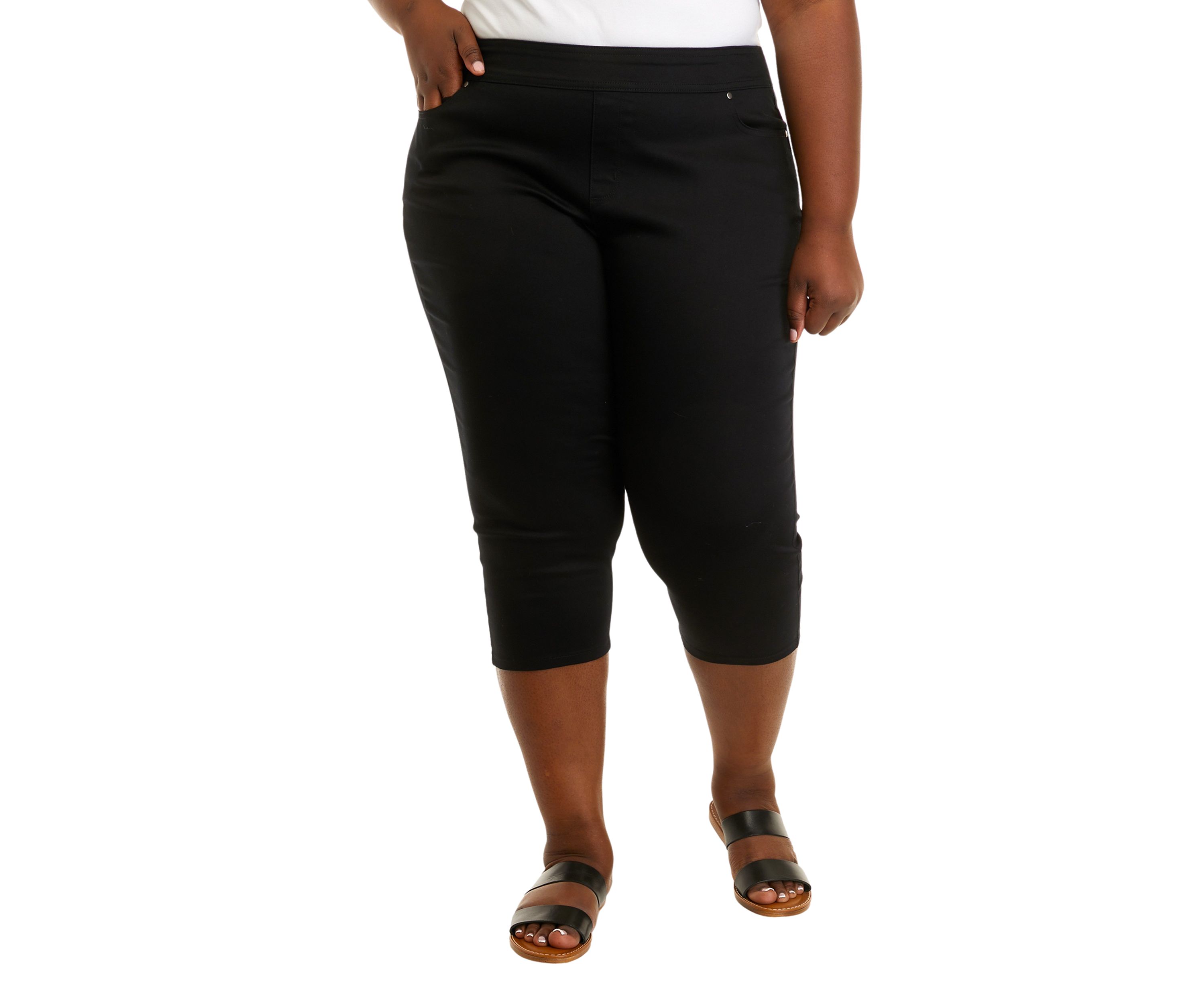 Plus Size Cotton Solid Capri Pants