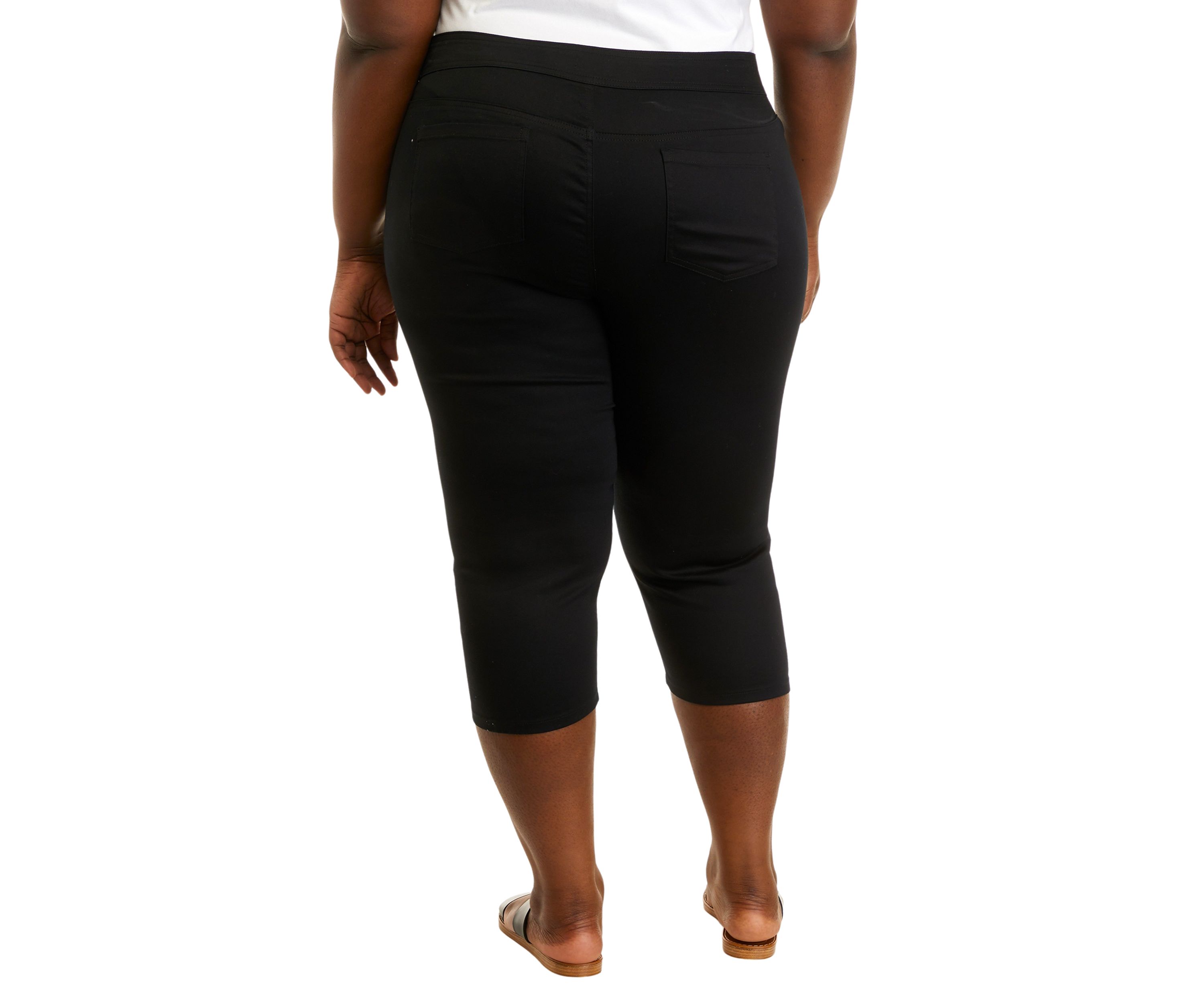 Plus Size Cotton Solid Capri Pants