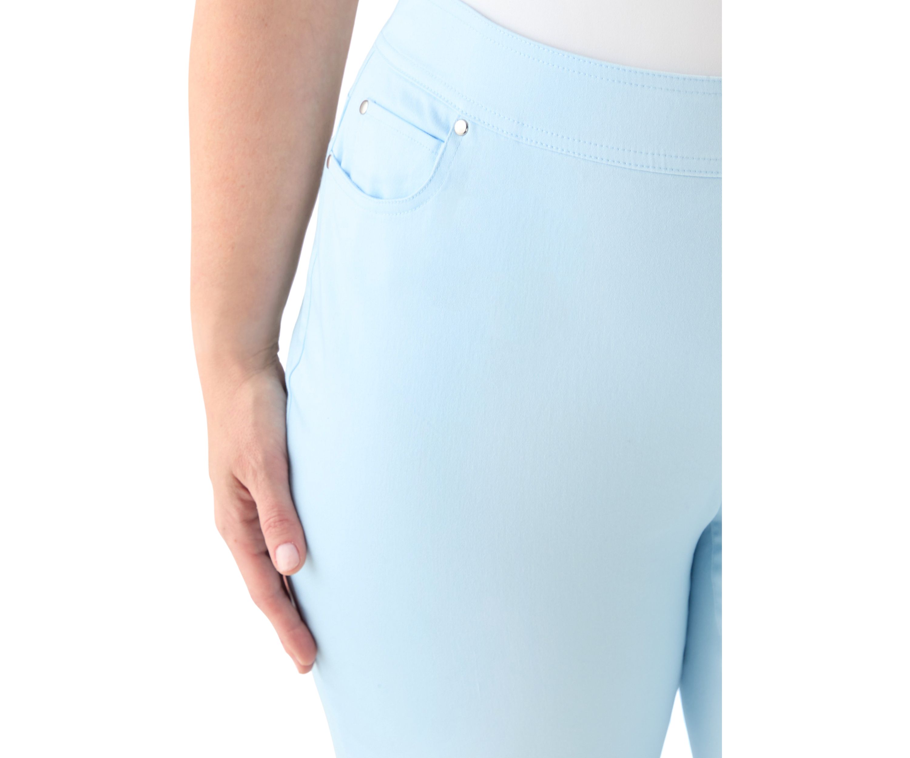 Plus Size Cotton Blend Capri Pants 