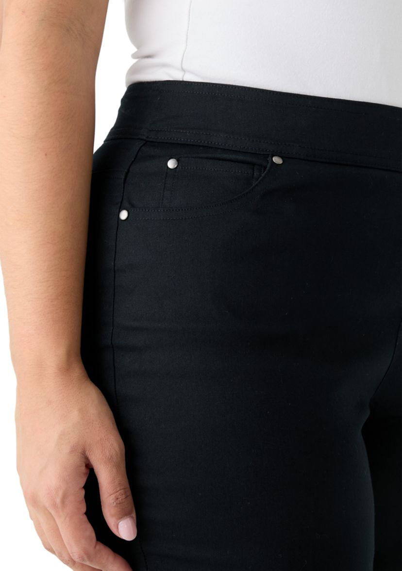 Plus Size Cotton Blend Capri Pants