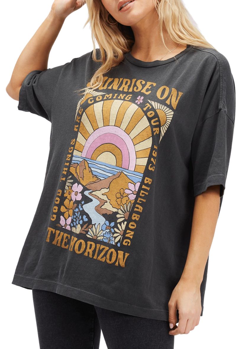 On the Horizon Graphic T-Shirt