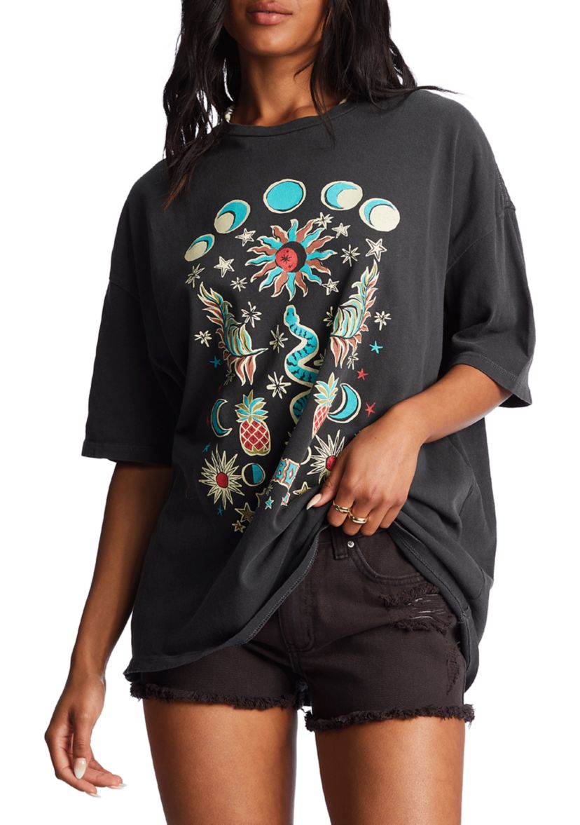 Into the Mystic Oversized Graphic T-Shirt
